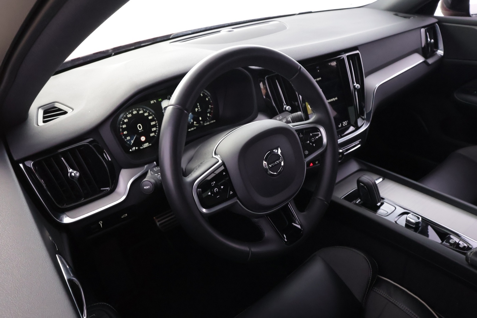VOLVO S60 2022