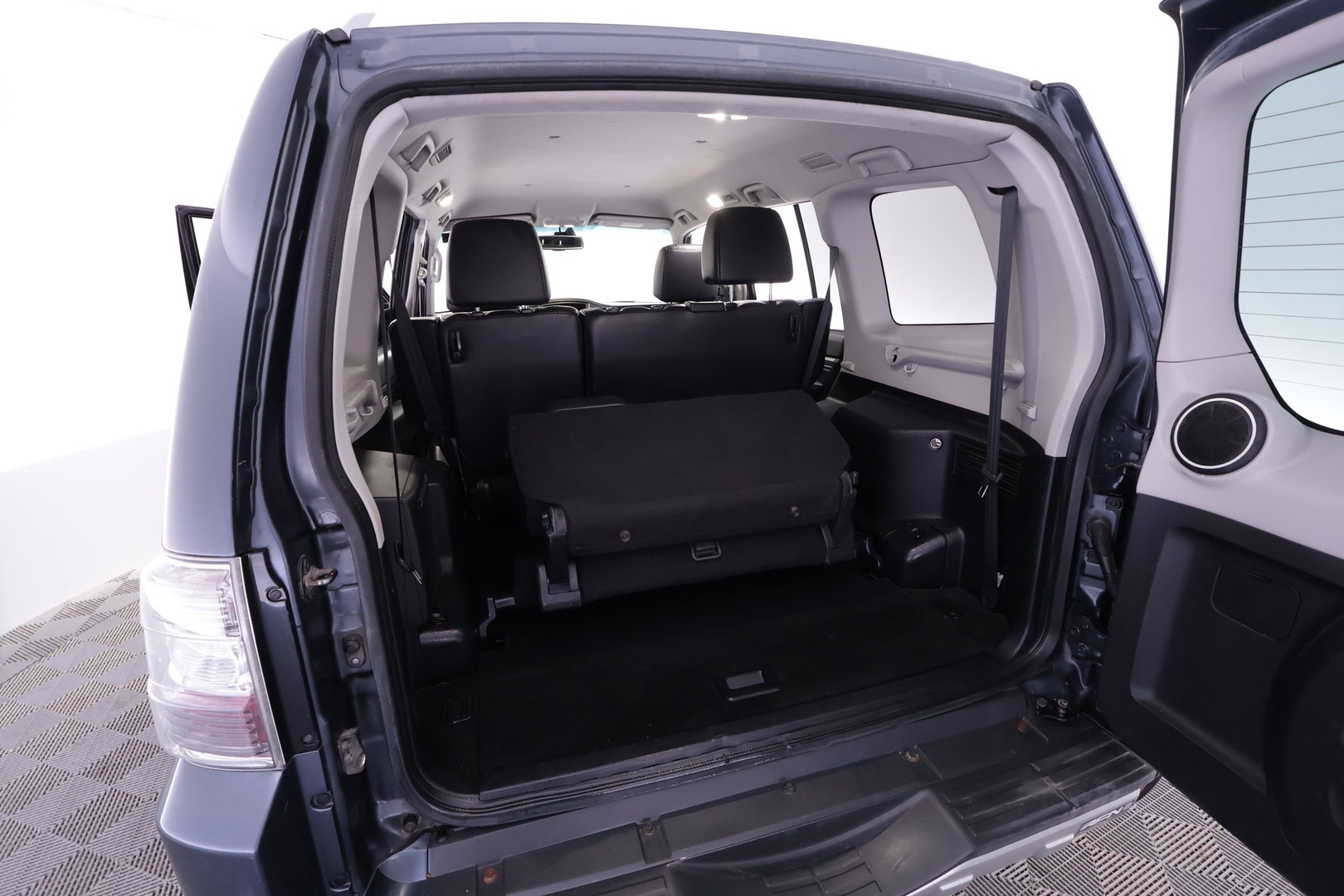 MITSUBISHI Pajero 2010