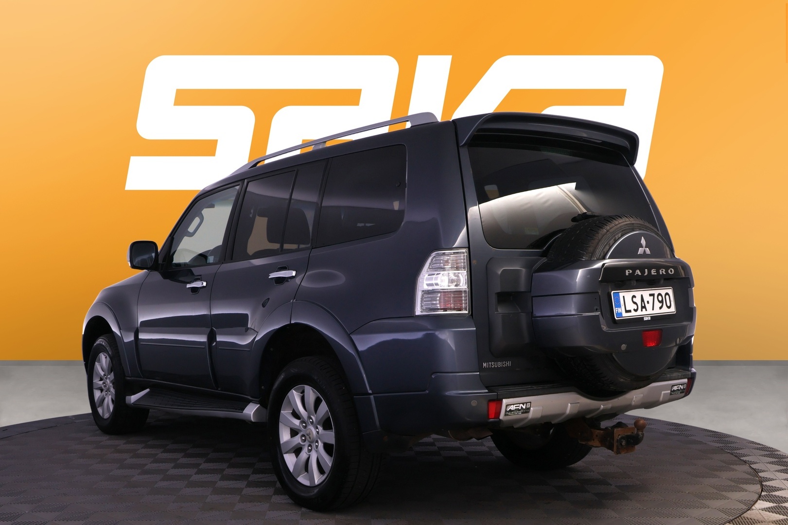 MITSUBISHI Pajero 2010