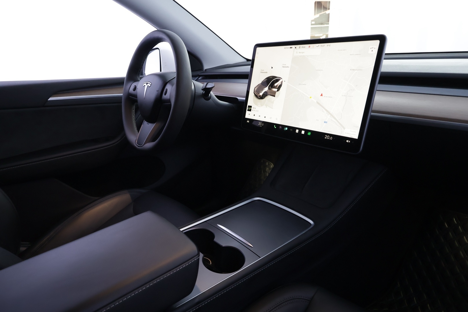 TESLA Model Y 2023