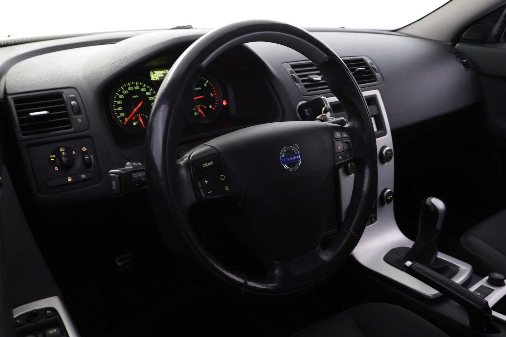 VOLVO S40 2012