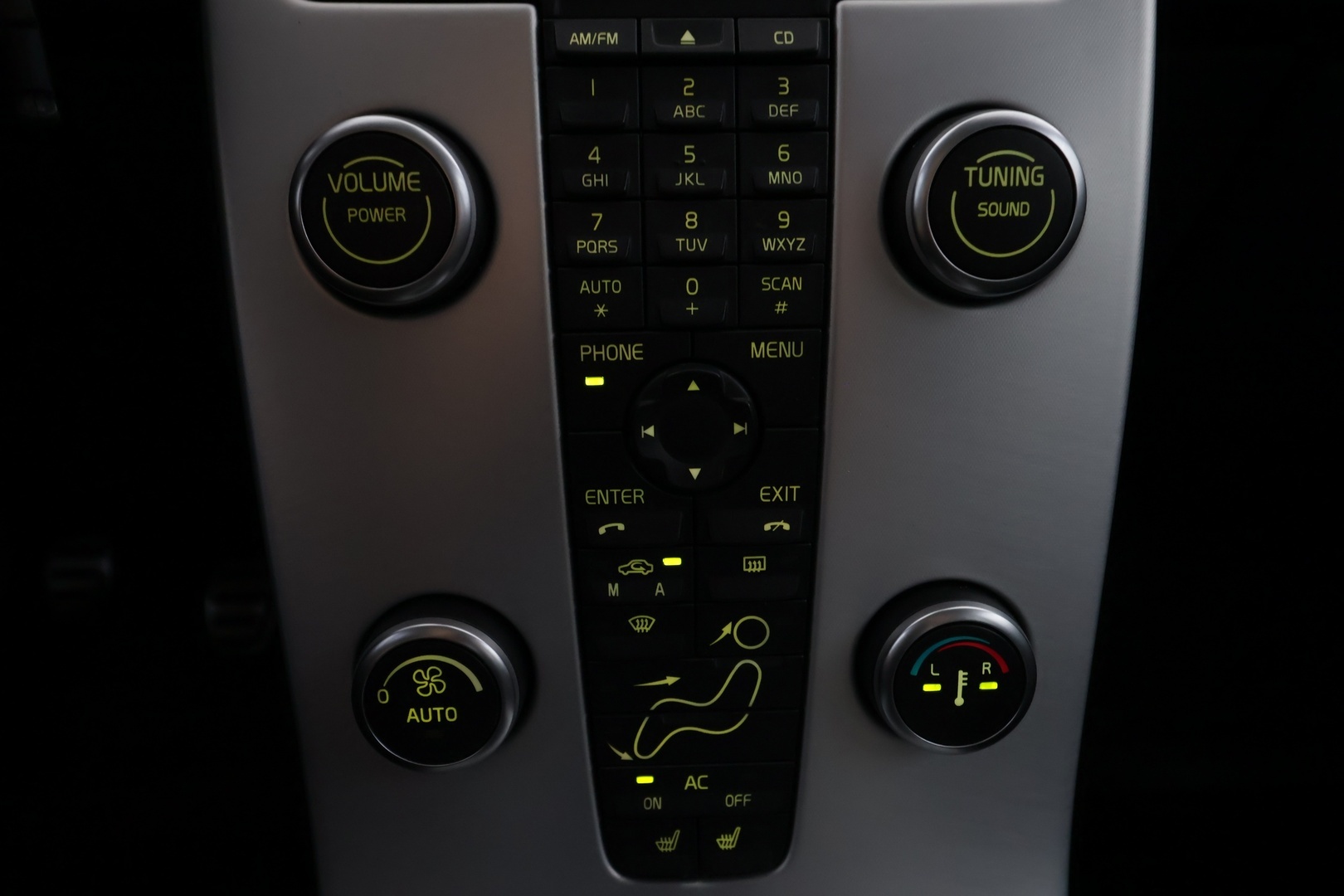 VOLVO S40 2012
