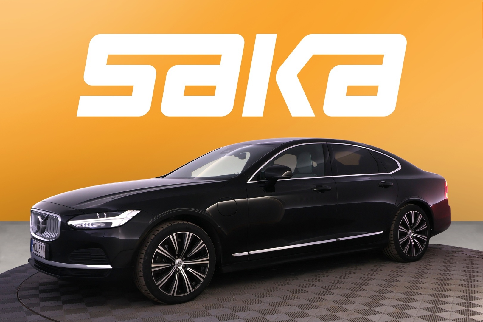 VOLVO S90 2023