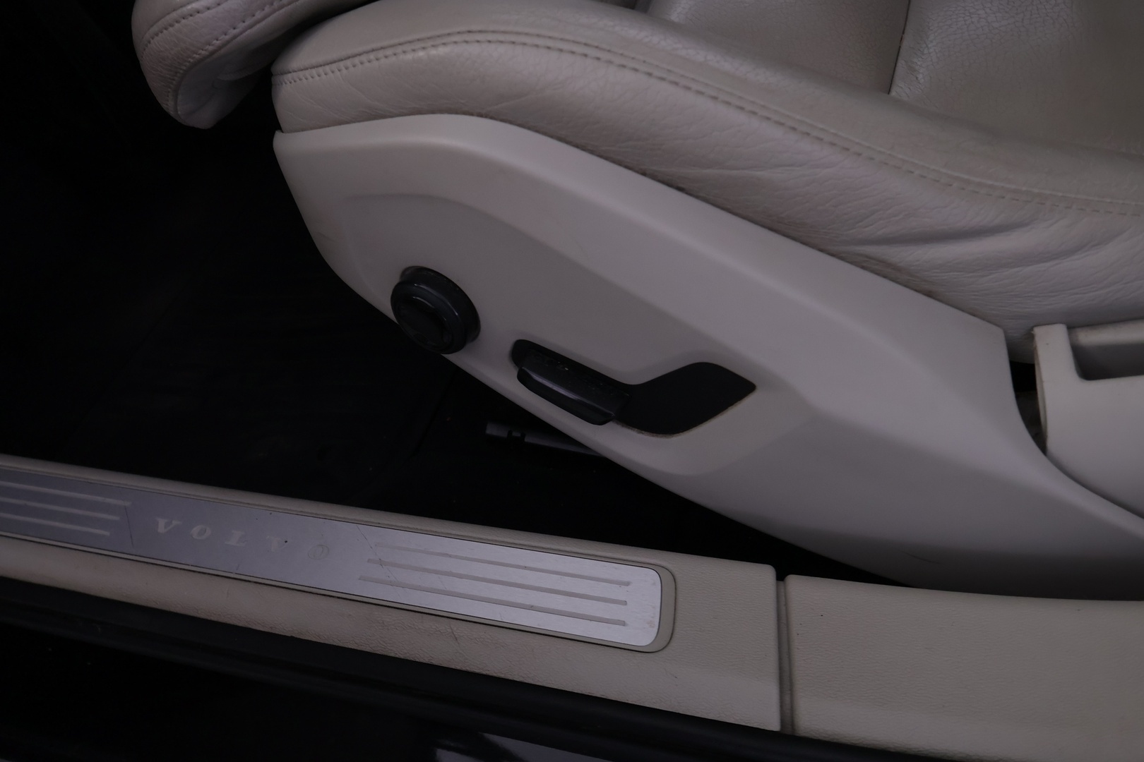 VOLVO V60 2019