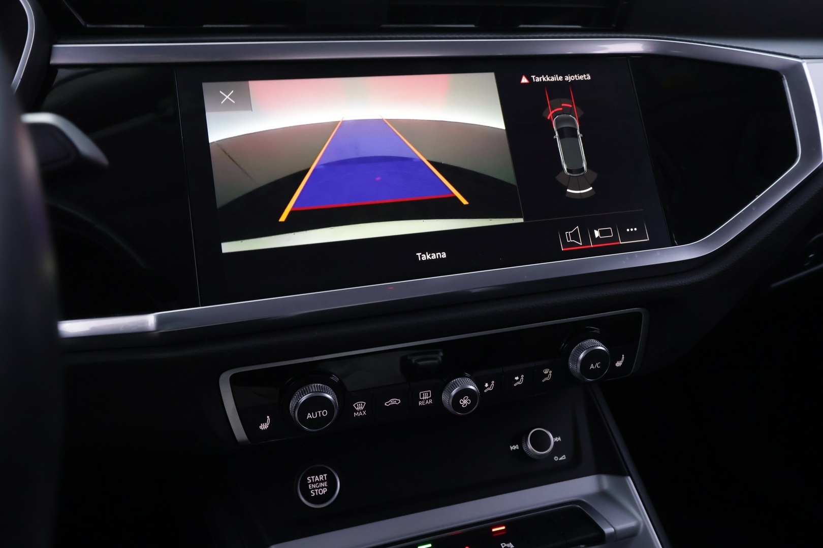 AUDI Q3 2023