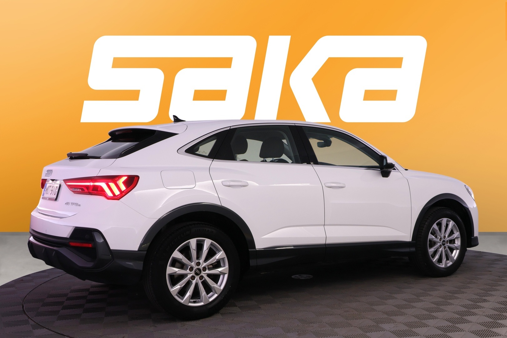 AUDI Q3 2023