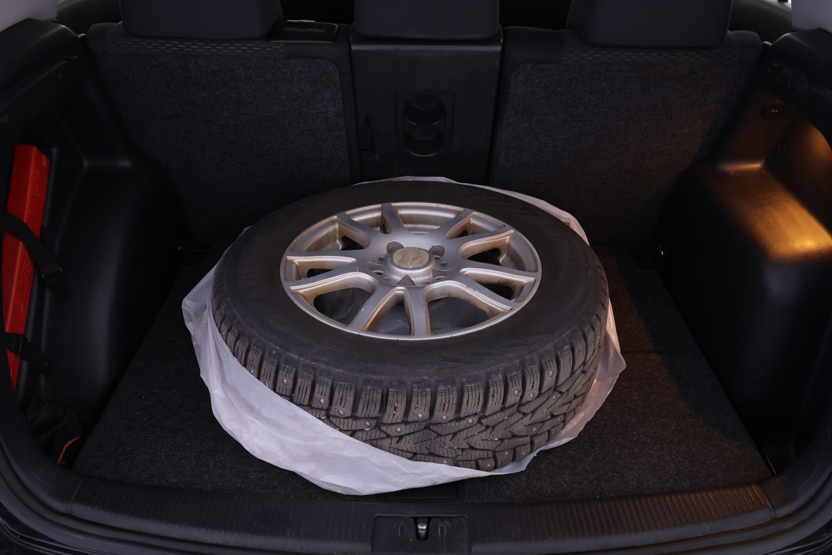 VOLKSWAGEN Golf Plus 2011
