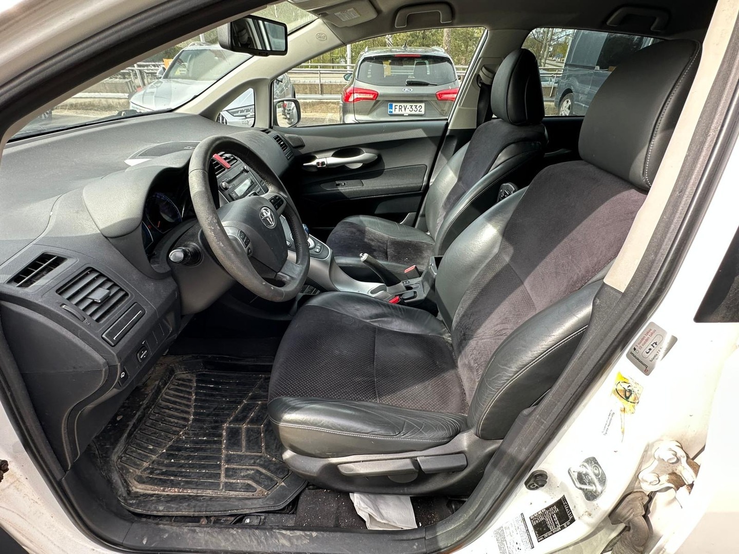 TOYOTA Auris 2010