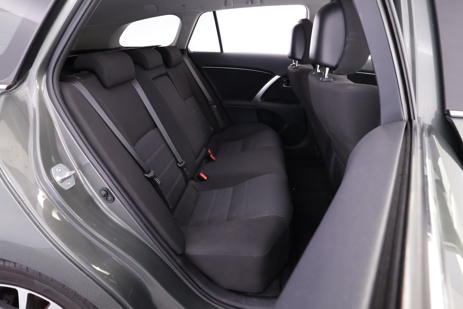 TOYOTA Avensis 2012
