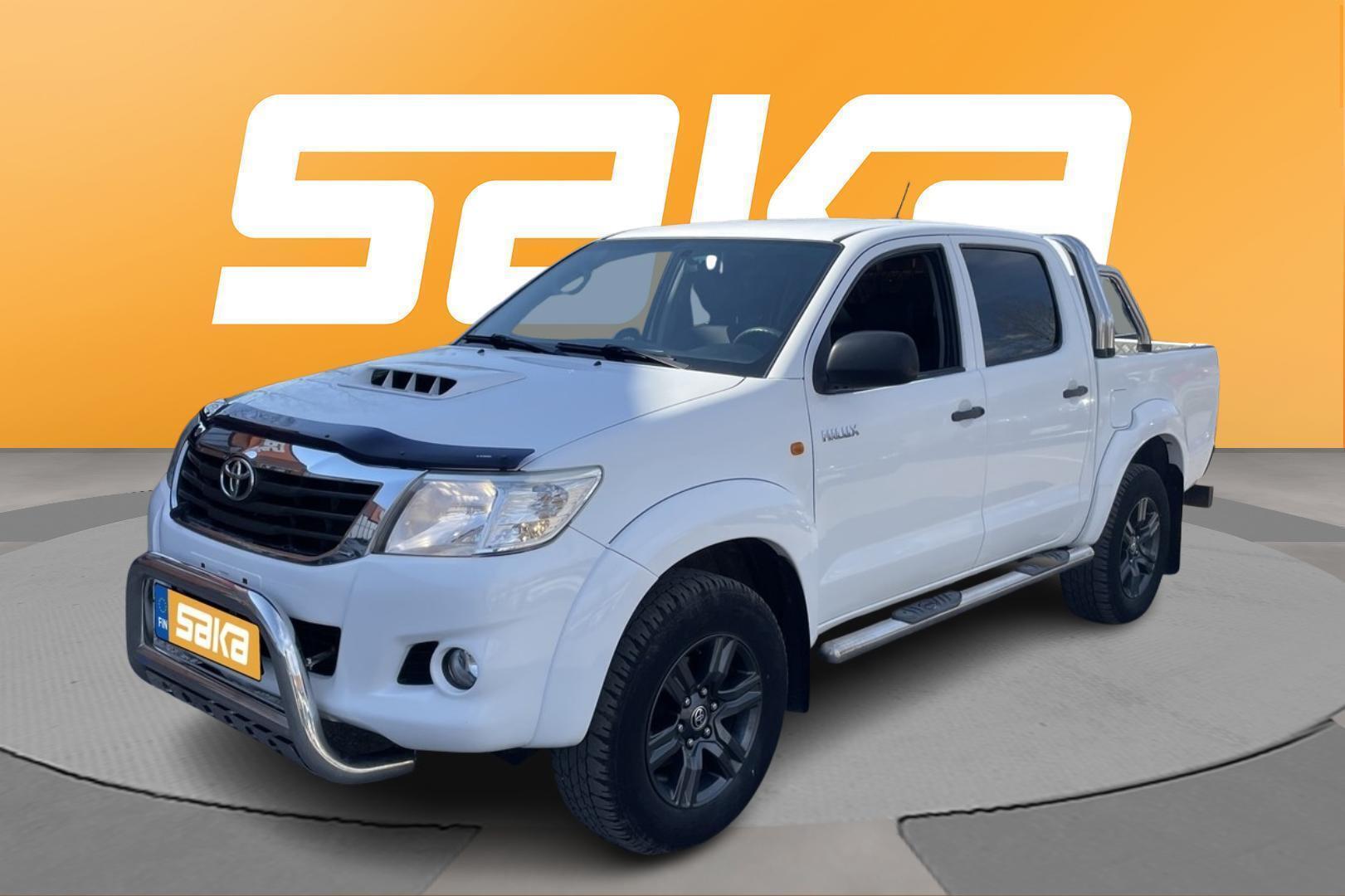 TOYOTA Hilux 2015