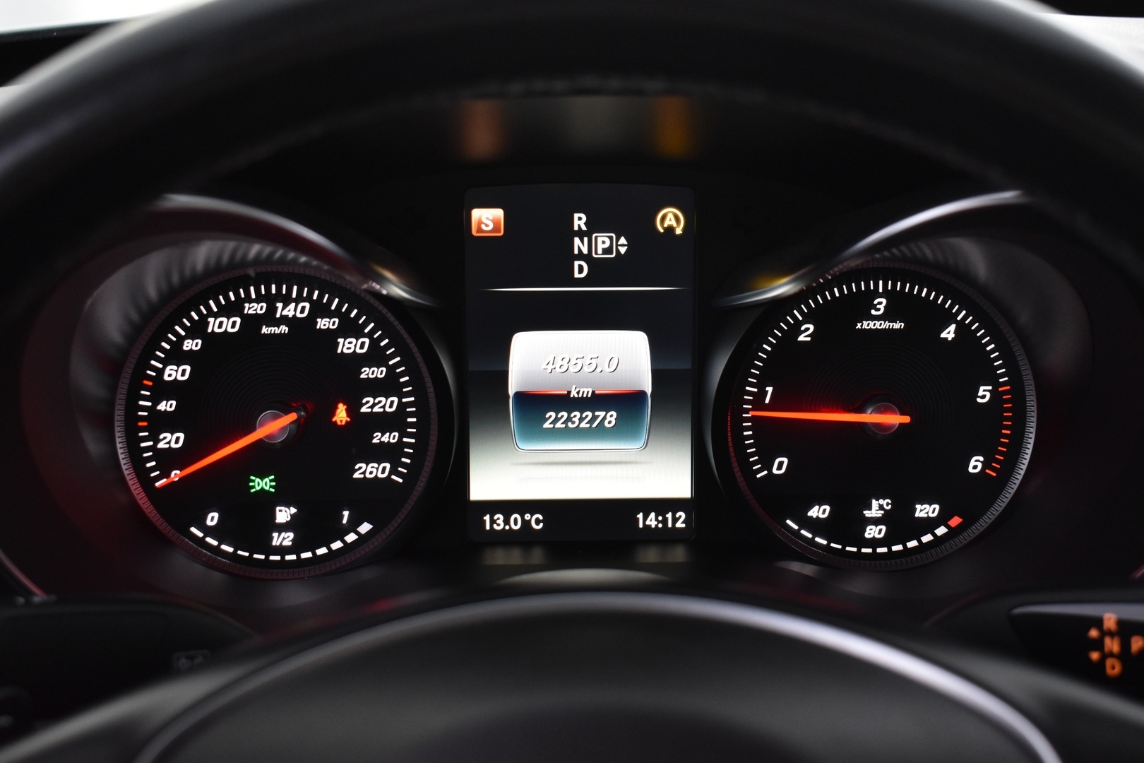 MERCEDES-BENZ C 2015