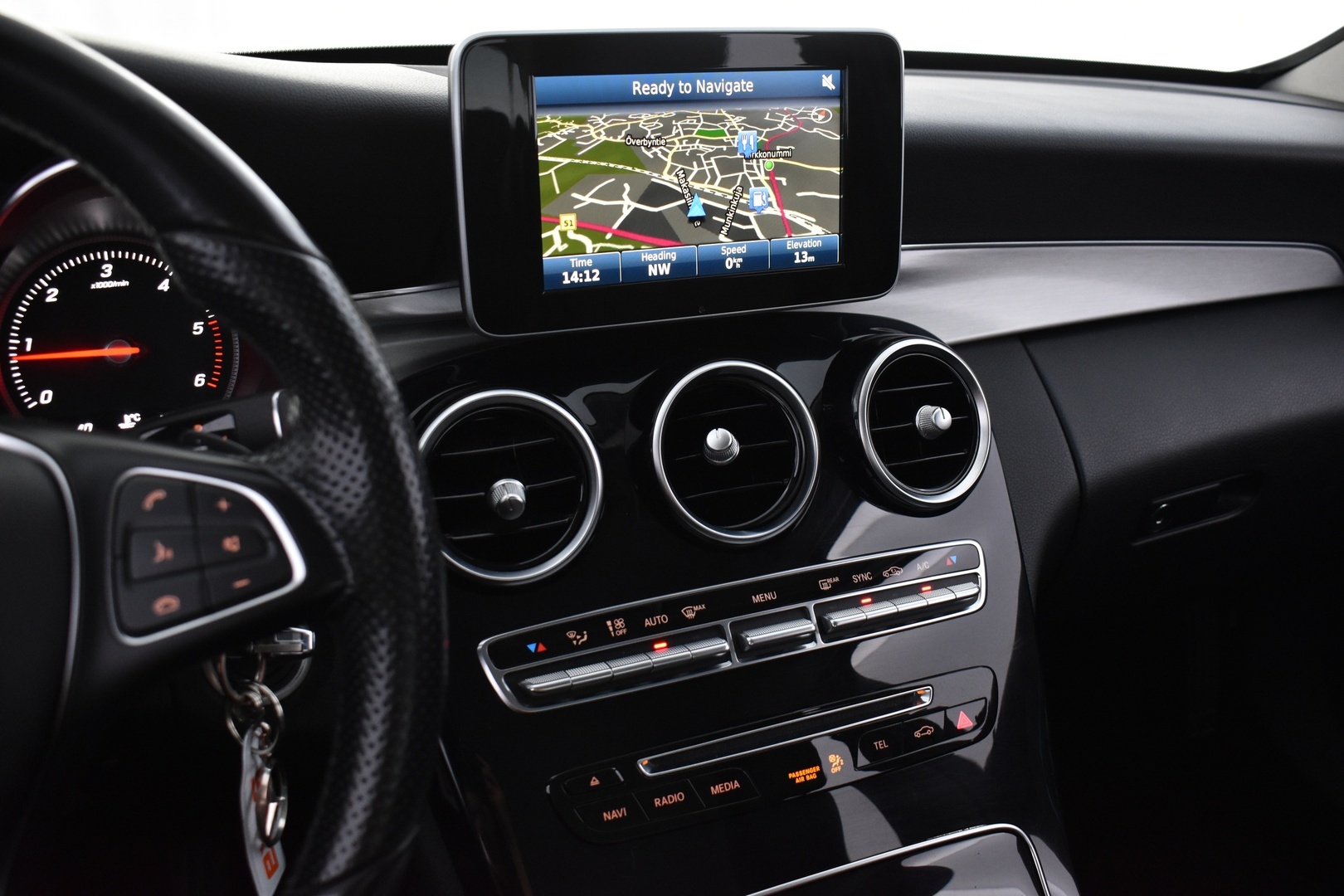 MERCEDES-BENZ C 2015