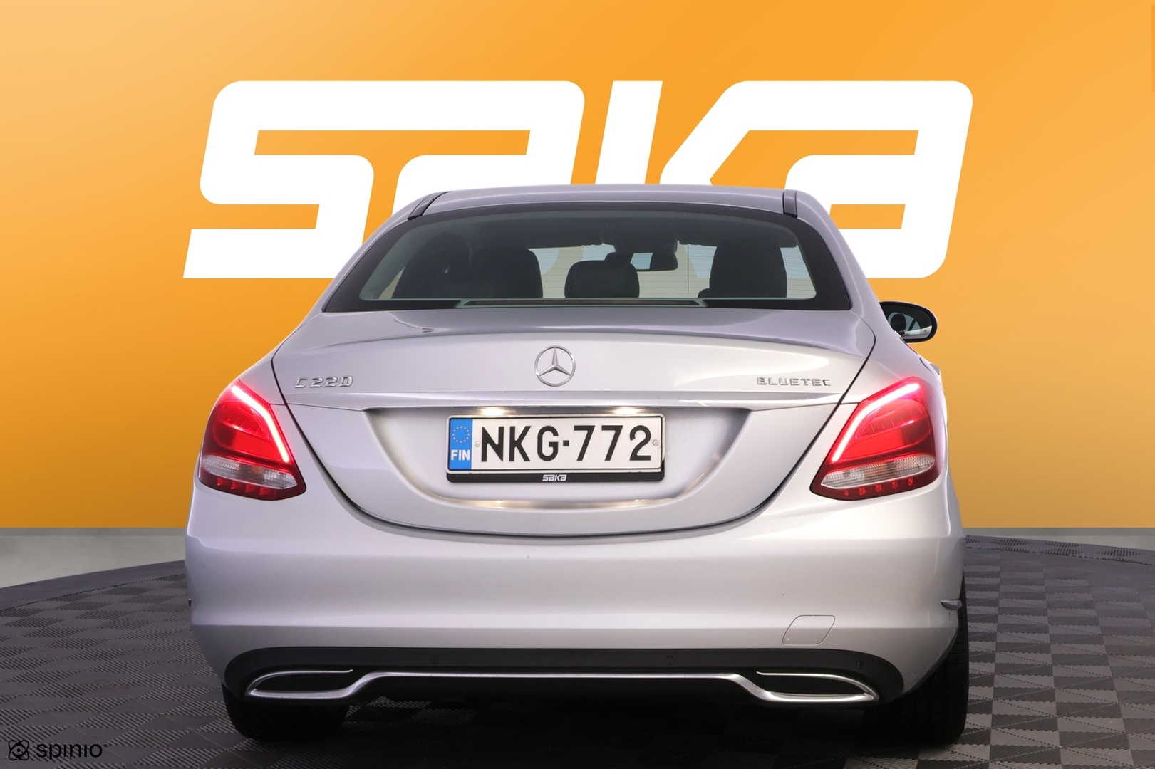 MERCEDES-BENZ C 2015