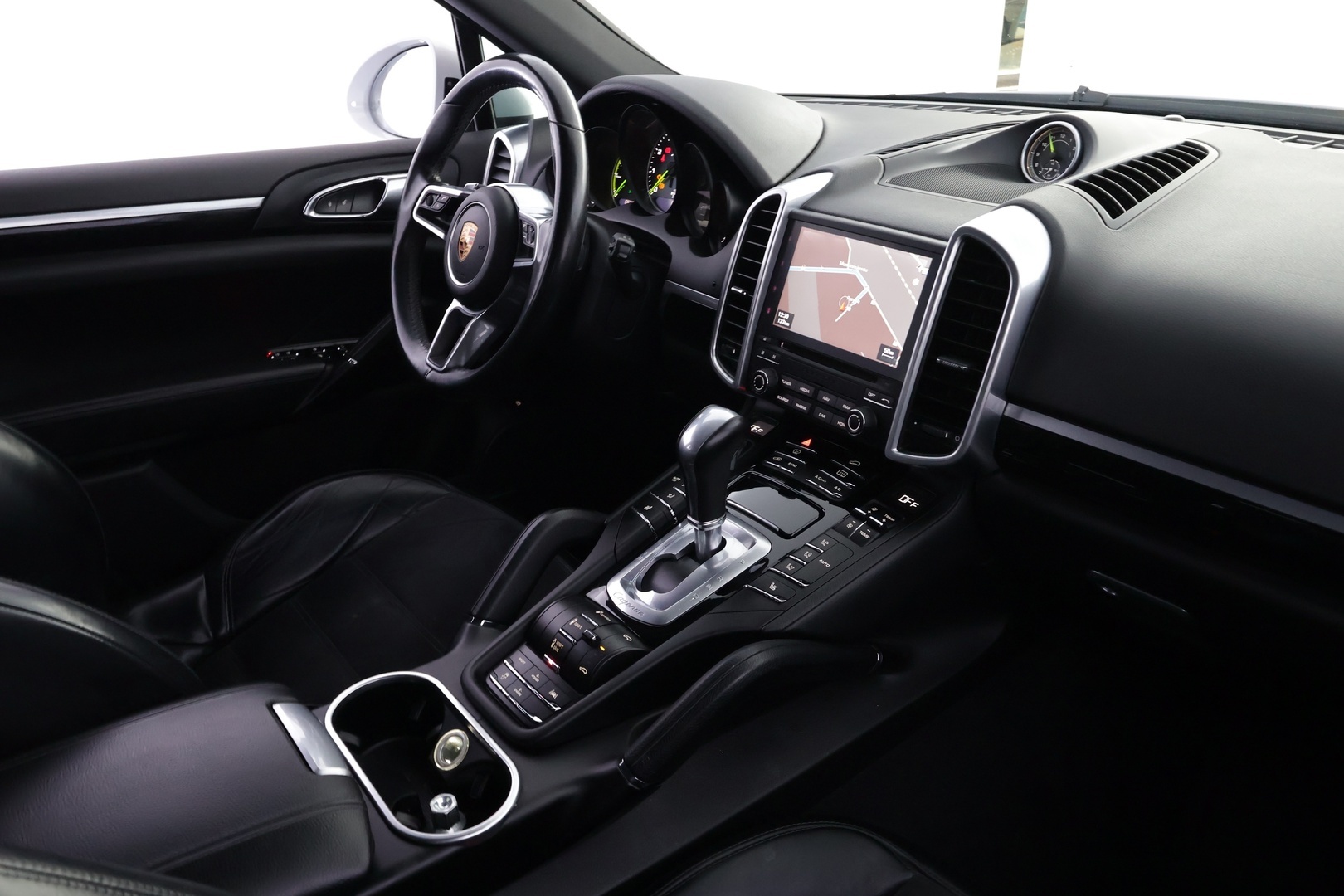 PORSCHE Cayenne 2017