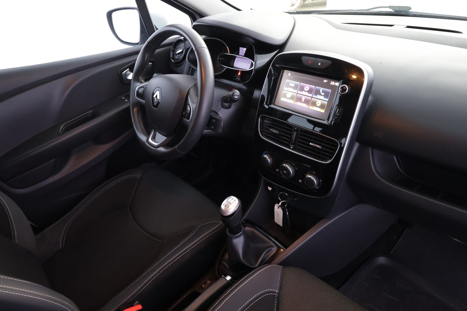 RENAULT Clio 2018