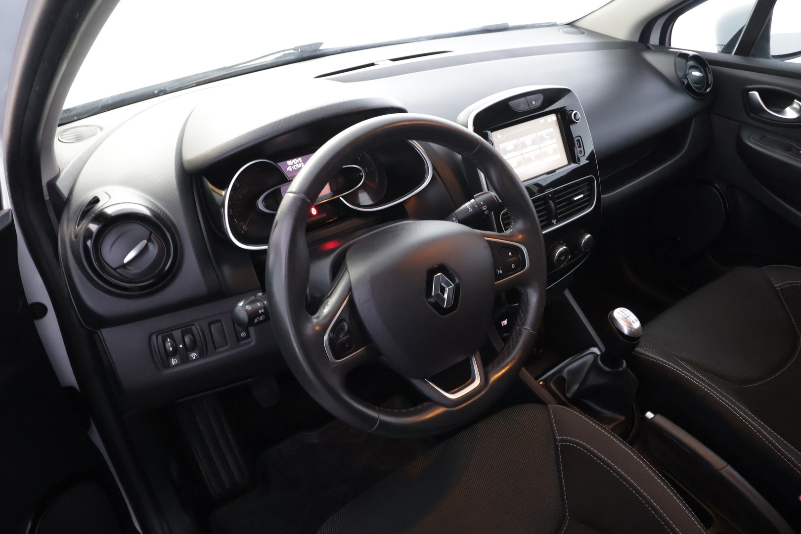 RENAULT Clio 2018
