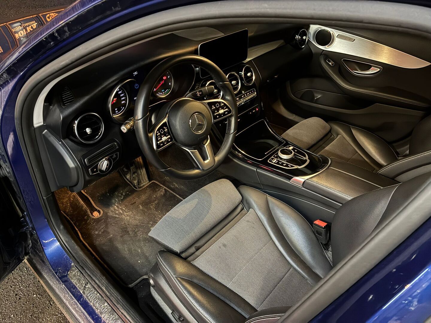 MERCEDES-BENZ C 2020