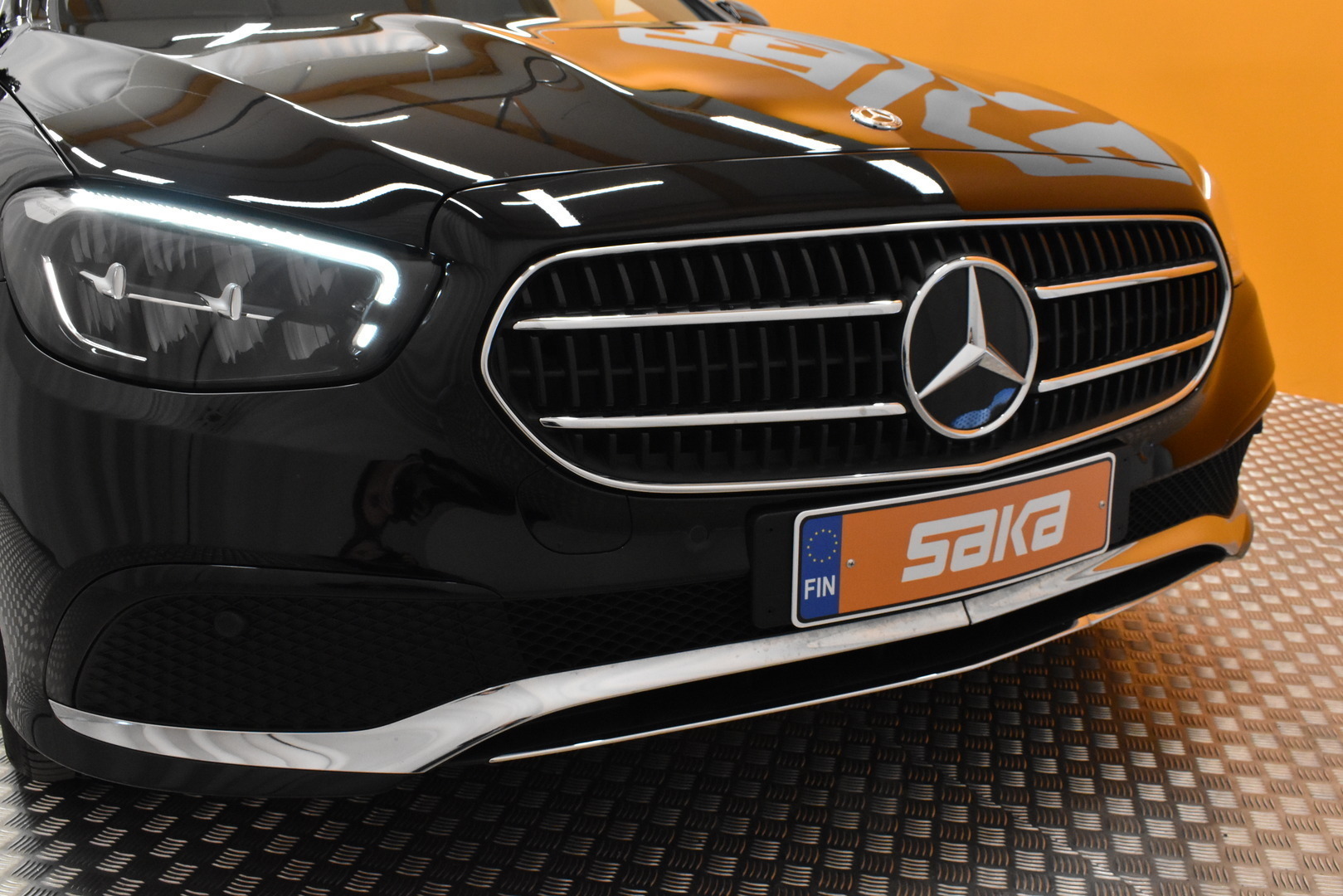 MERCEDES-BENZ E 2021