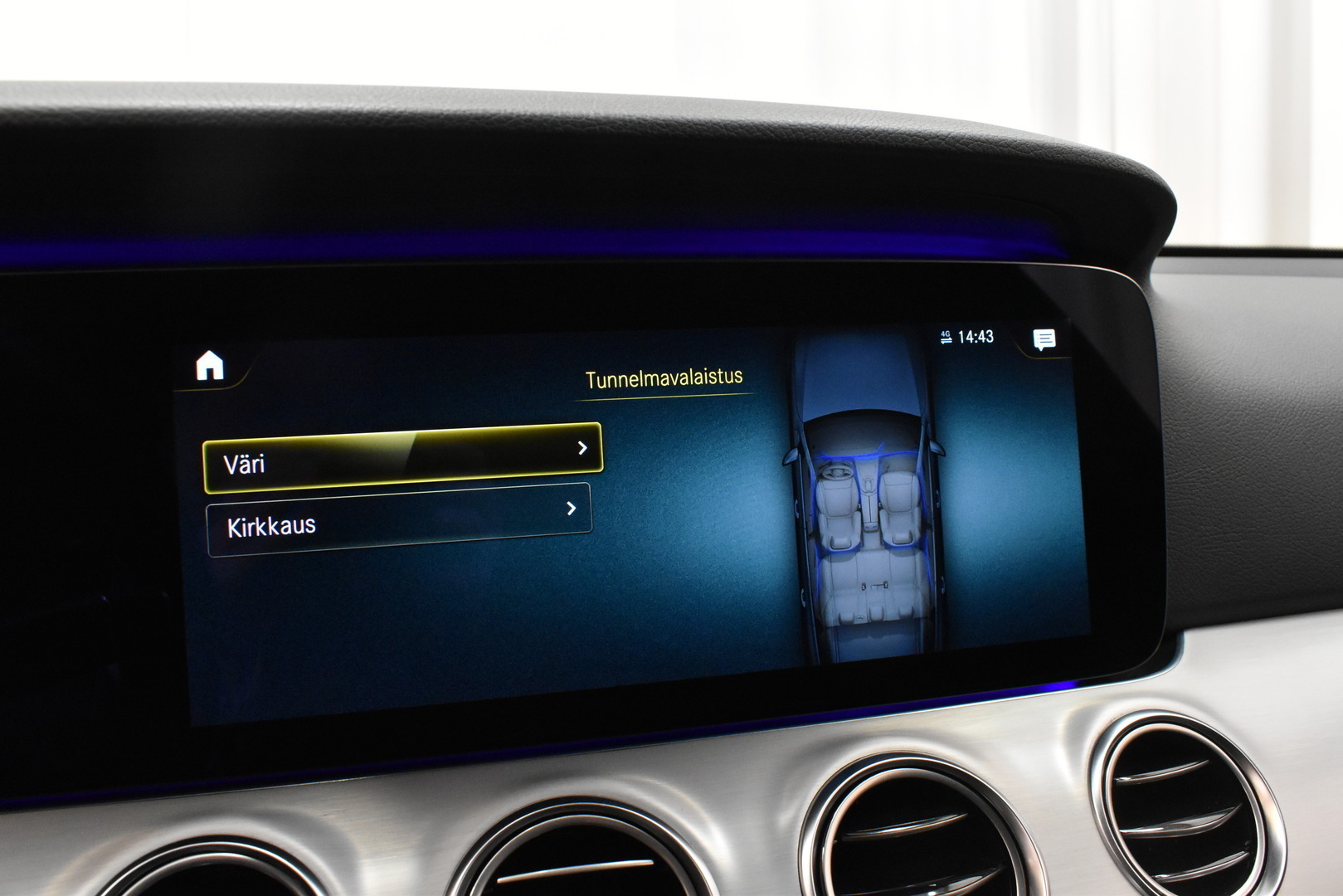 MERCEDES-BENZ E 2021