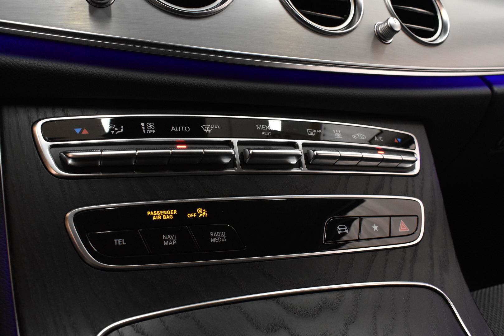 MERCEDES-BENZ E 2021