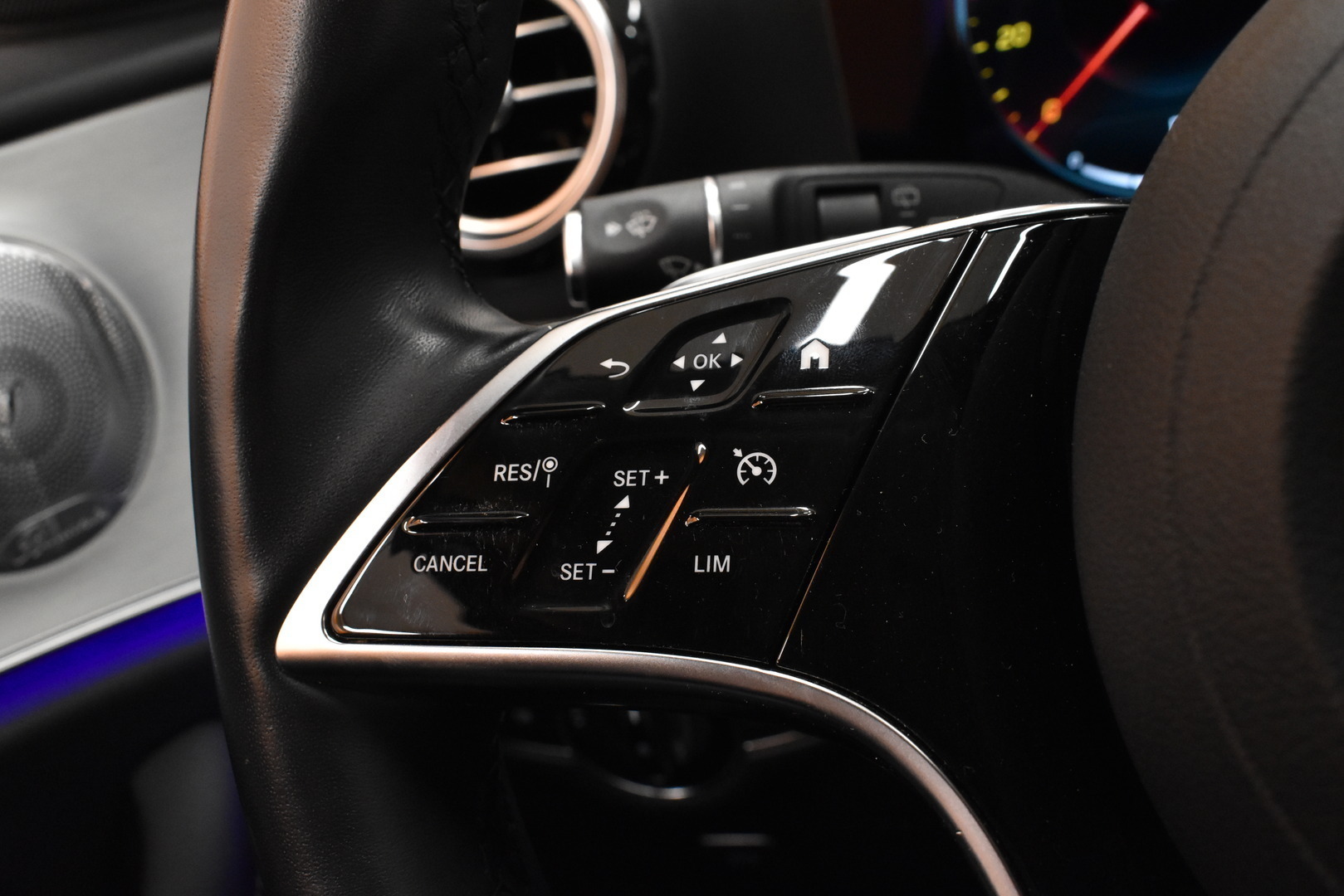 MERCEDES-BENZ E 2021