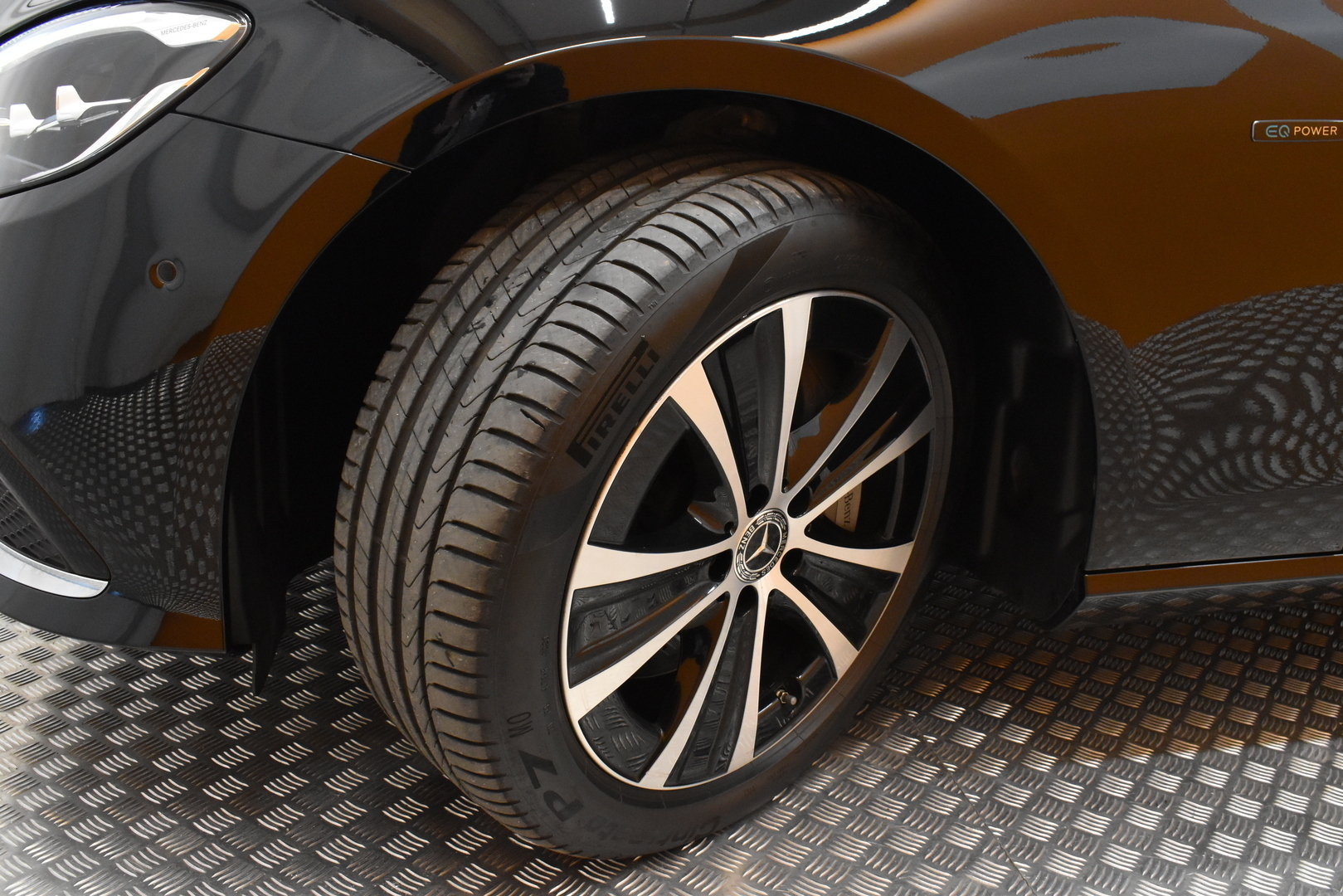 MERCEDES-BENZ E 2021