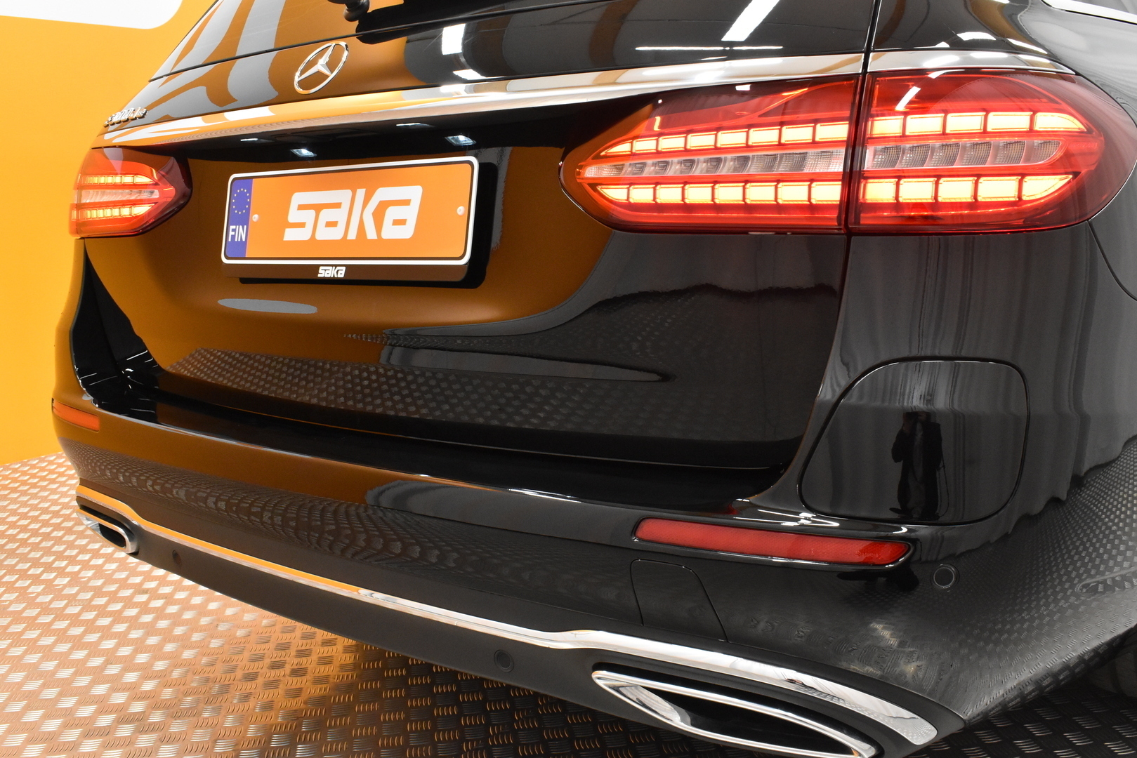 MERCEDES-BENZ E 2021