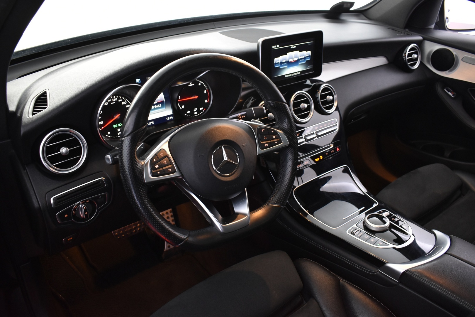 MERCEDES-BENZ GLC 2016