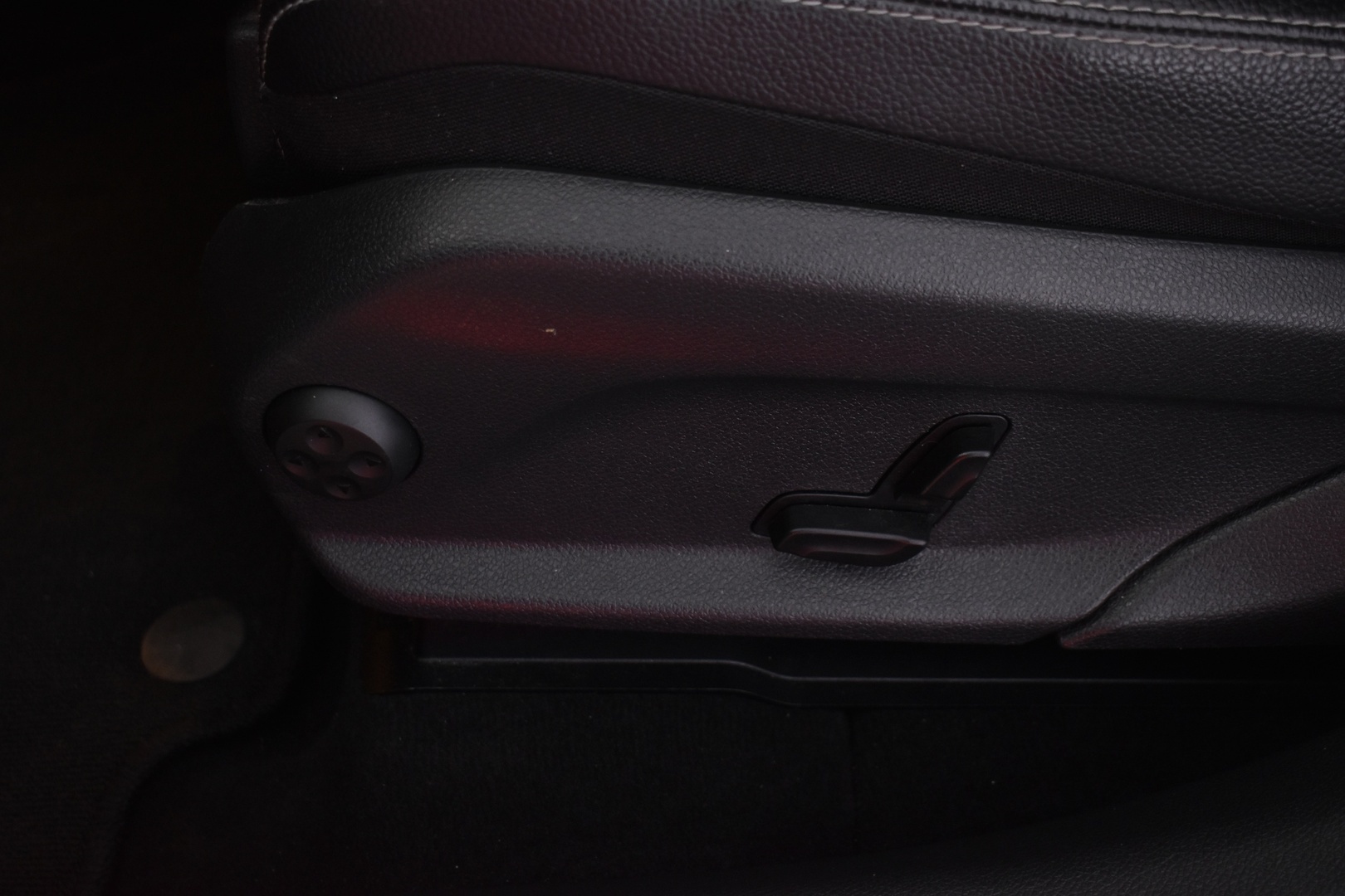 MERCEDES-BENZ GLC 2016