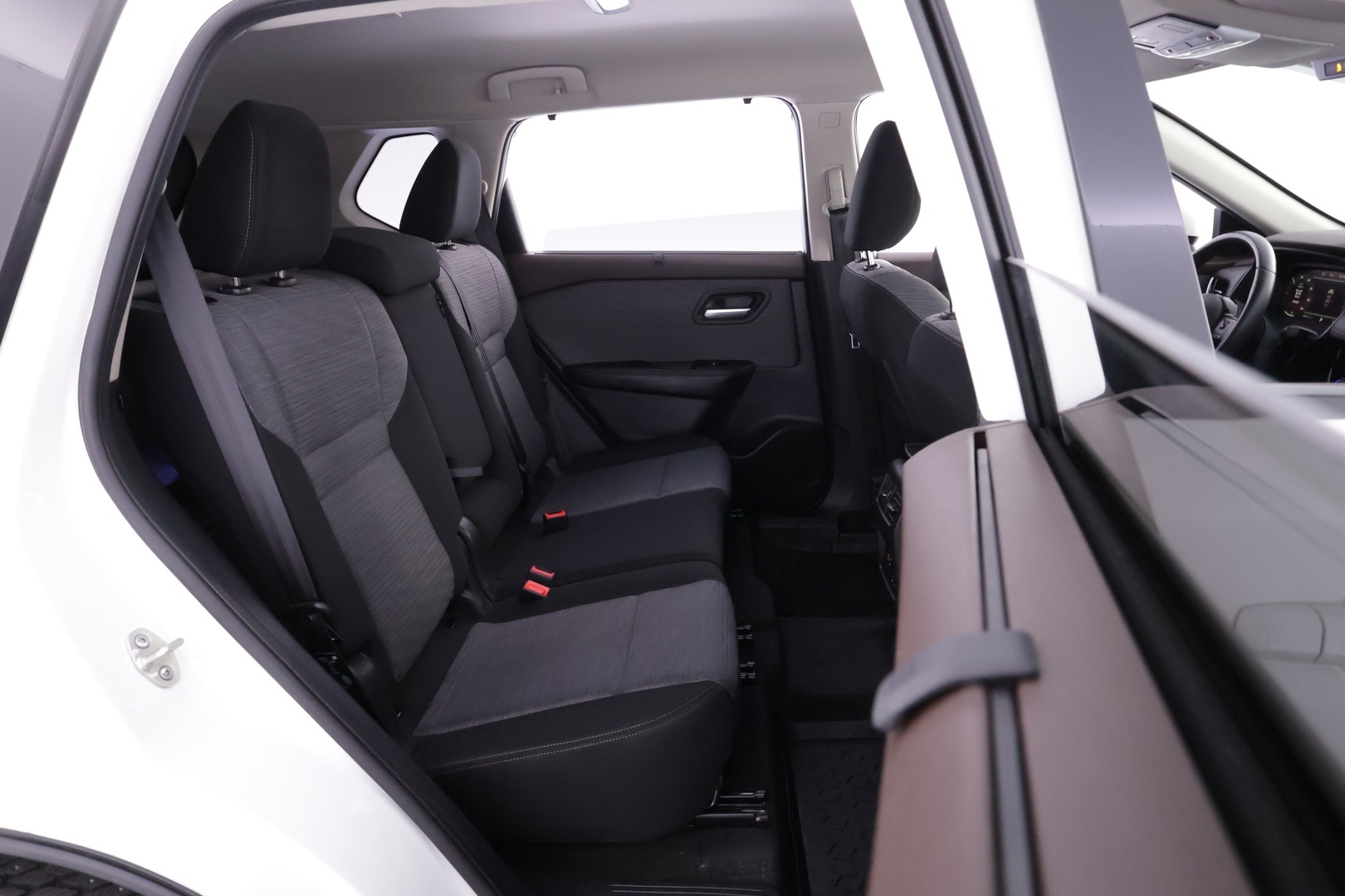 NISSAN X-Trail 2024