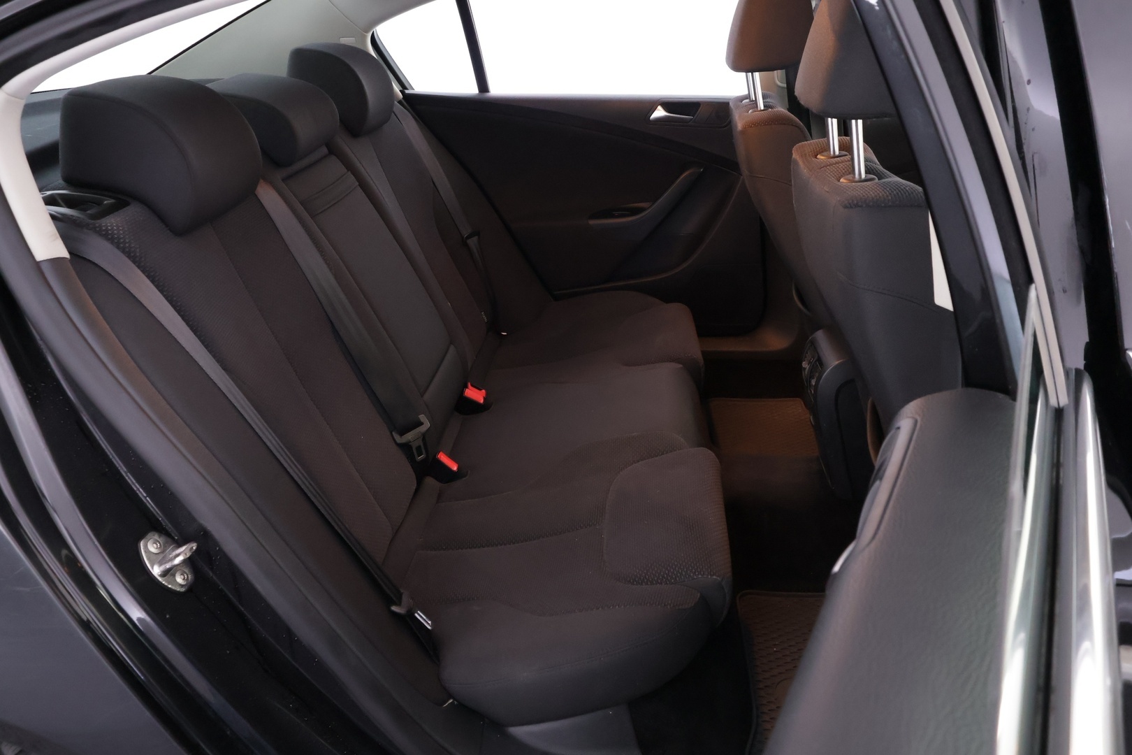 VOLKSWAGEN Passat 2010