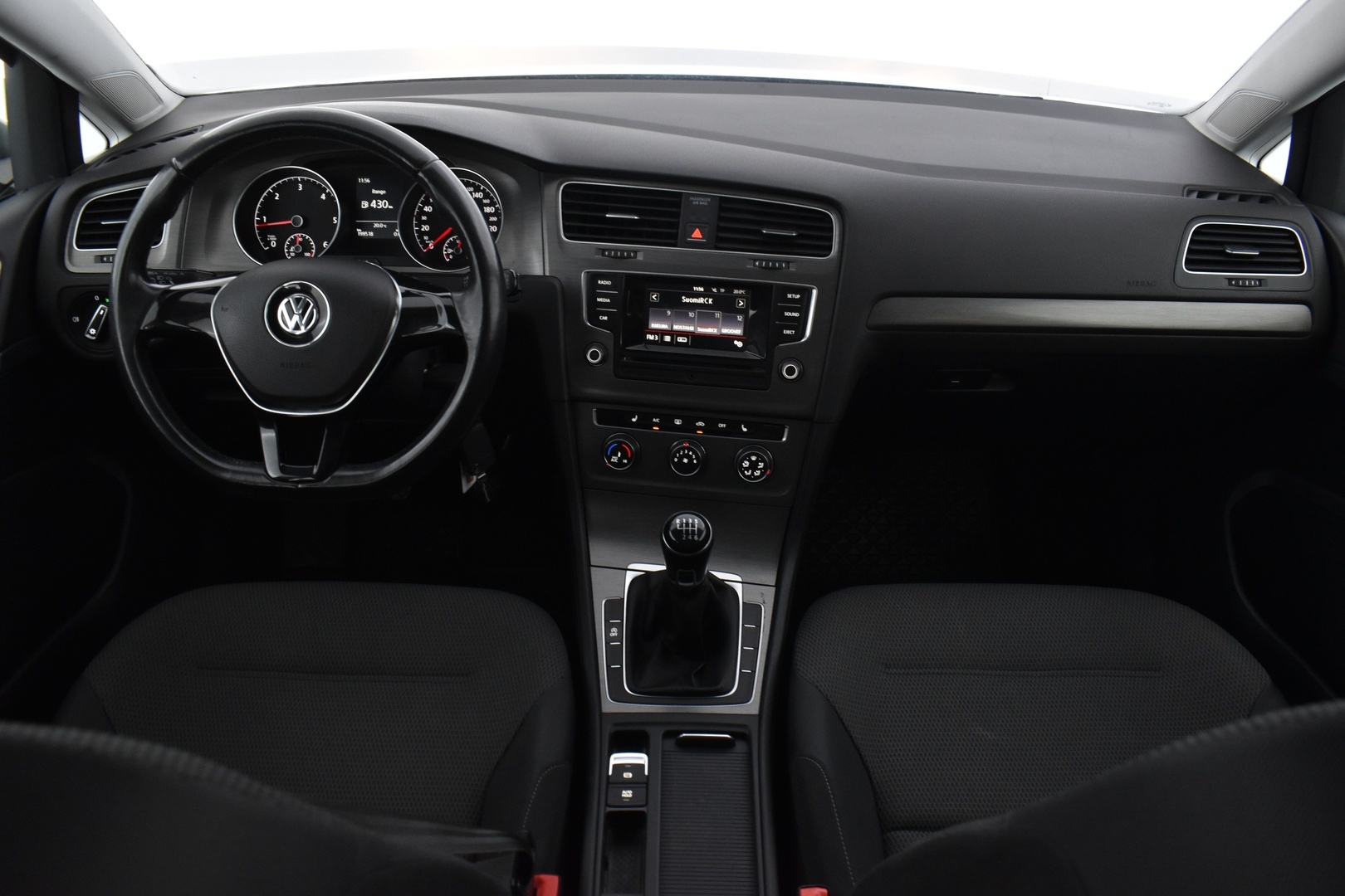 VOLKSWAGEN Golf 2014