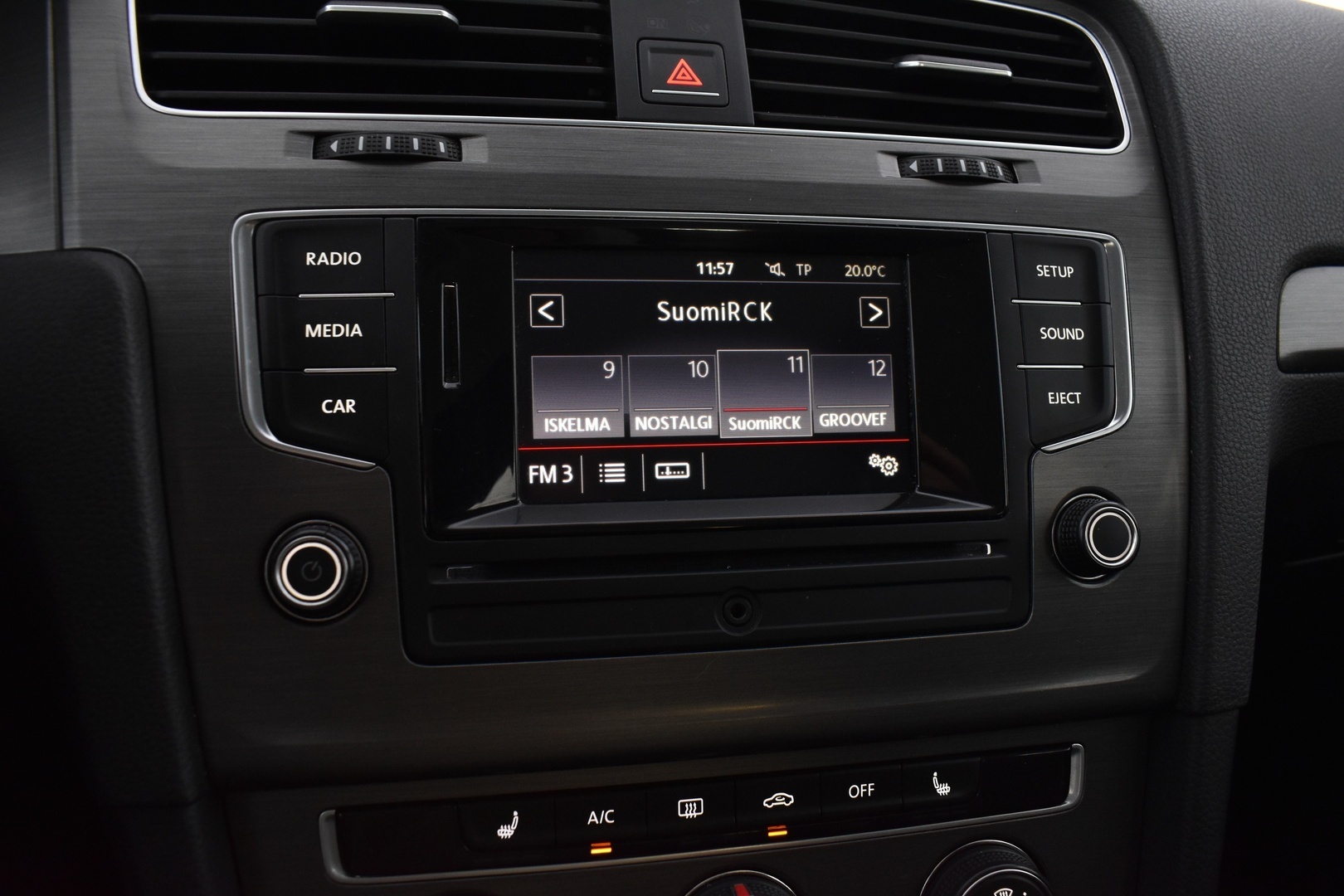 VOLKSWAGEN Golf 2014