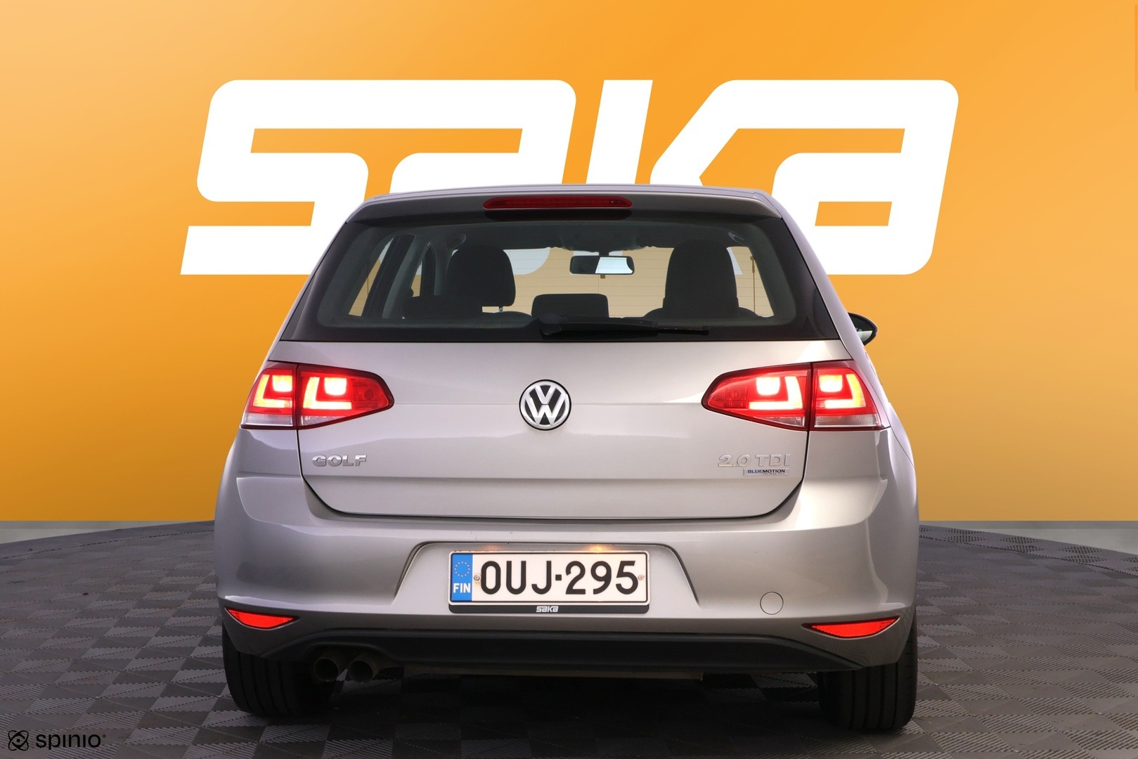 VOLKSWAGEN Golf 2014