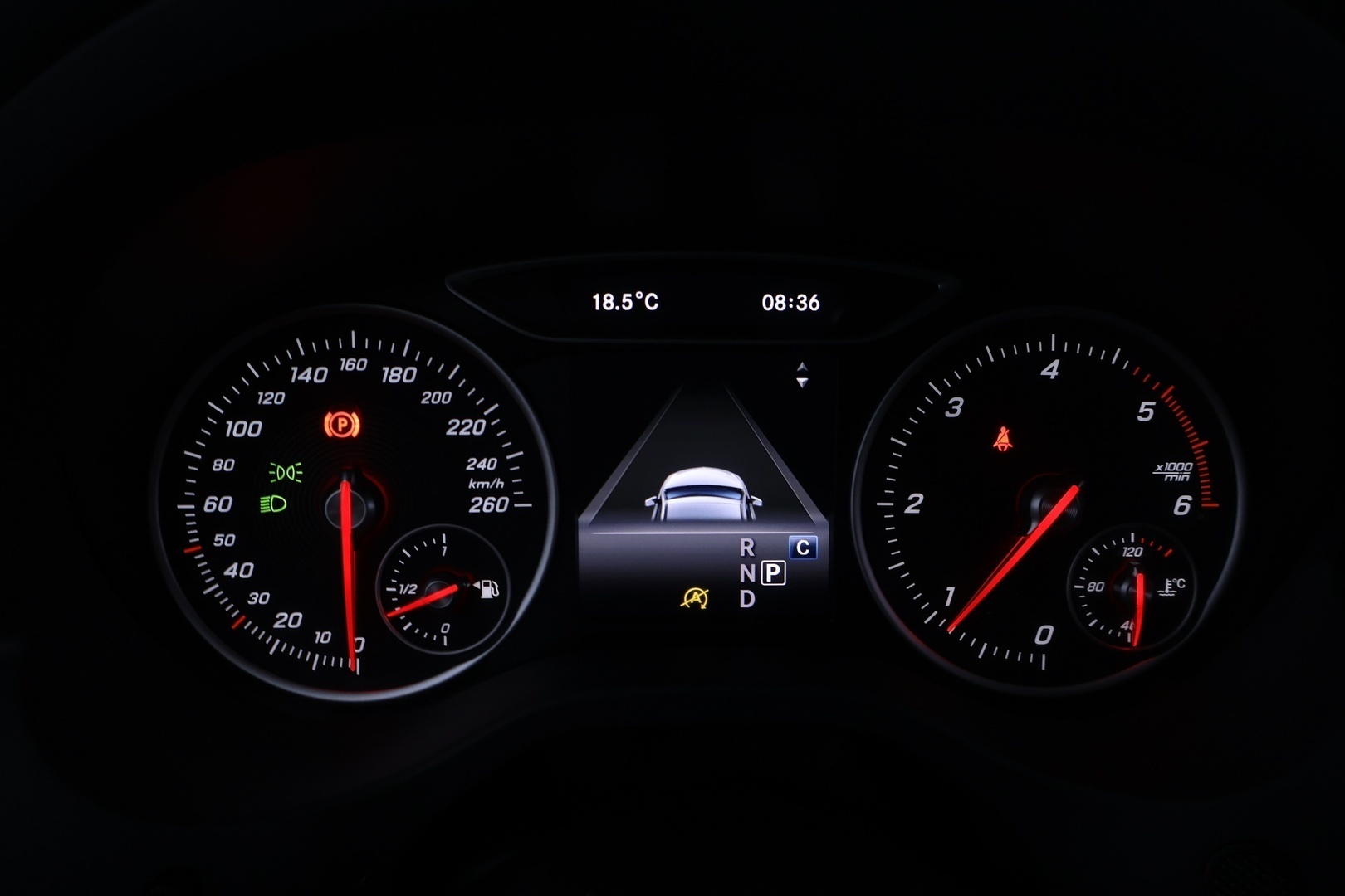 MERCEDES-BENZ A 2018