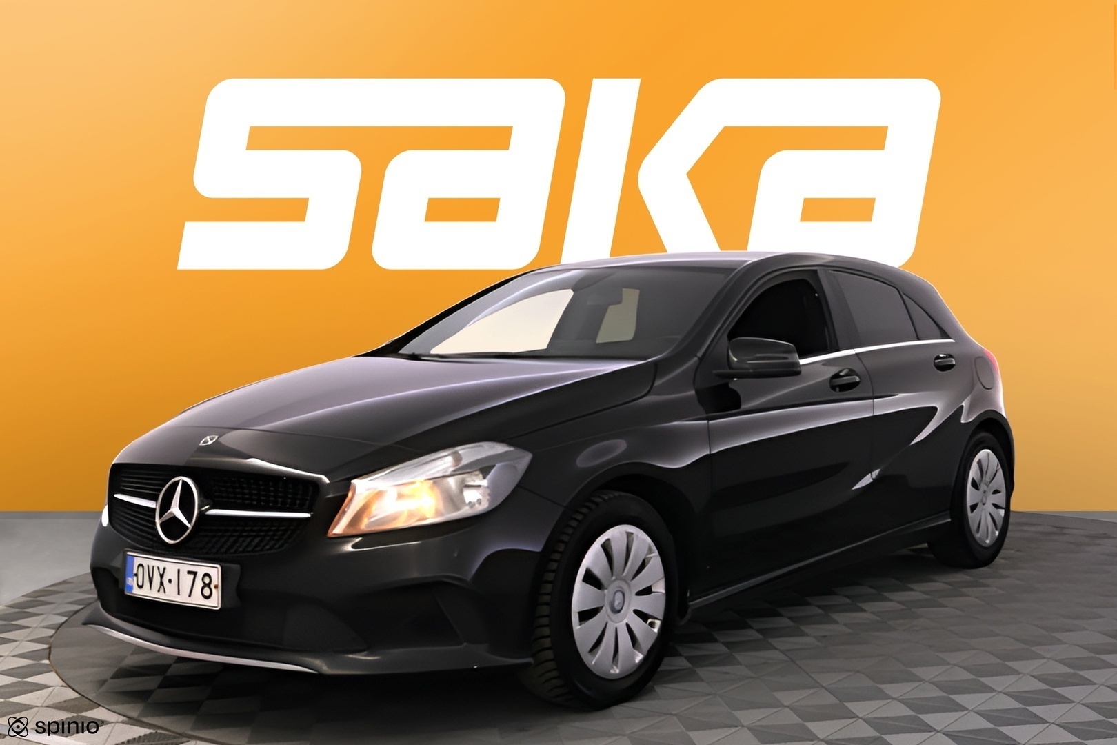 MERCEDES-BENZ A 2018