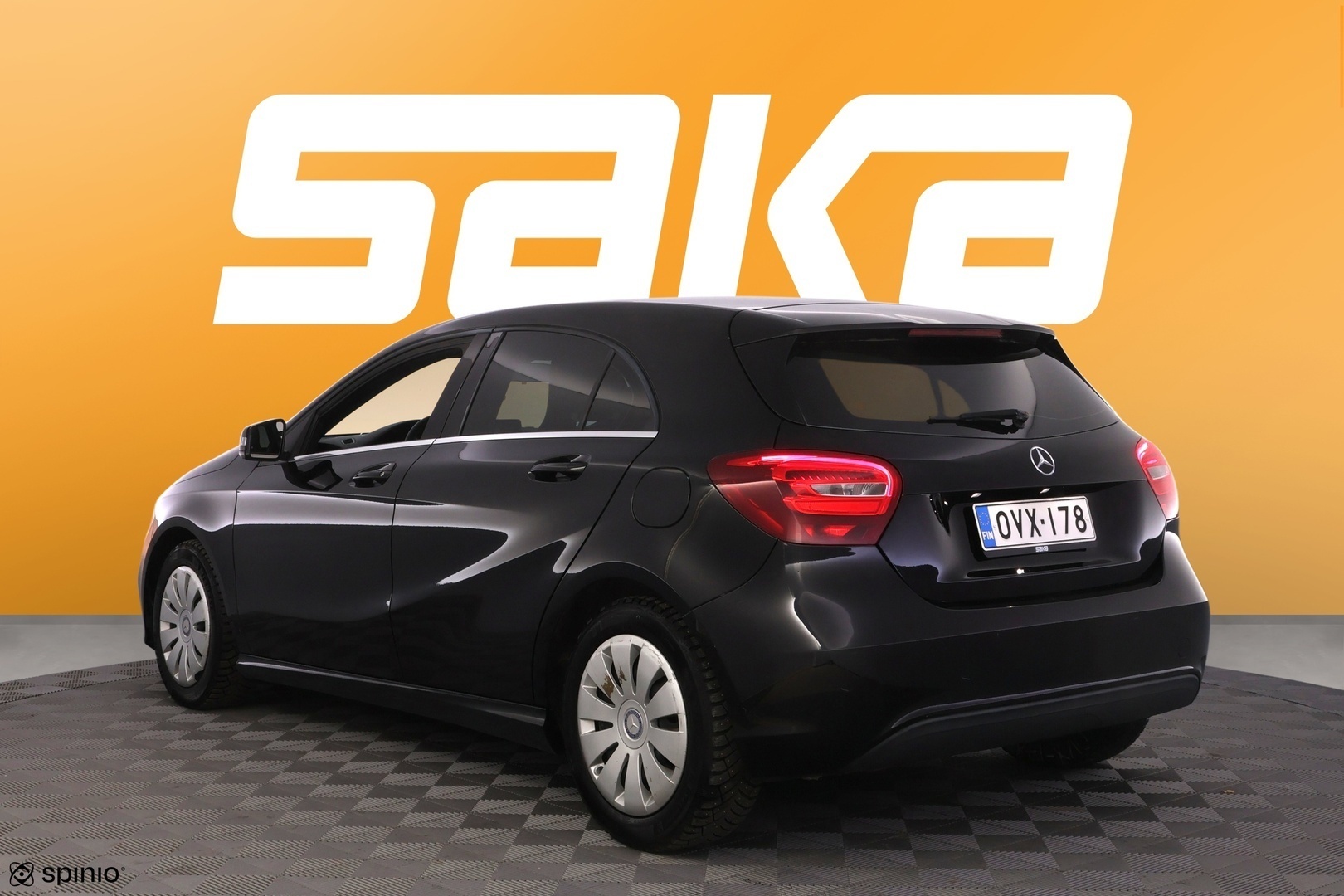 MERCEDES-BENZ A 2018