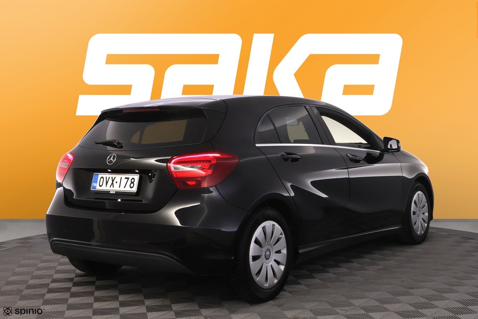 MERCEDES-BENZ A 2018