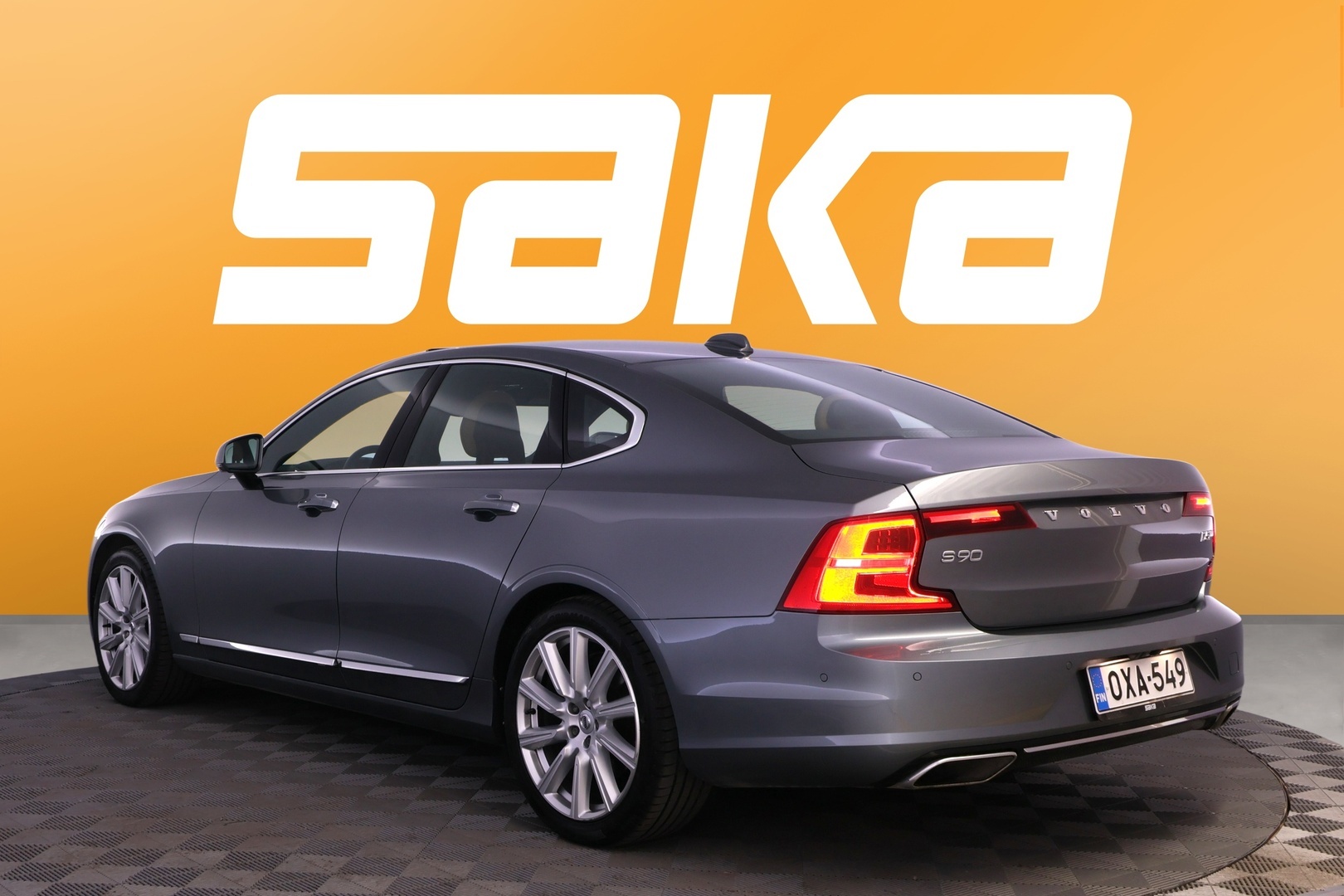 VOLVO S90 2019