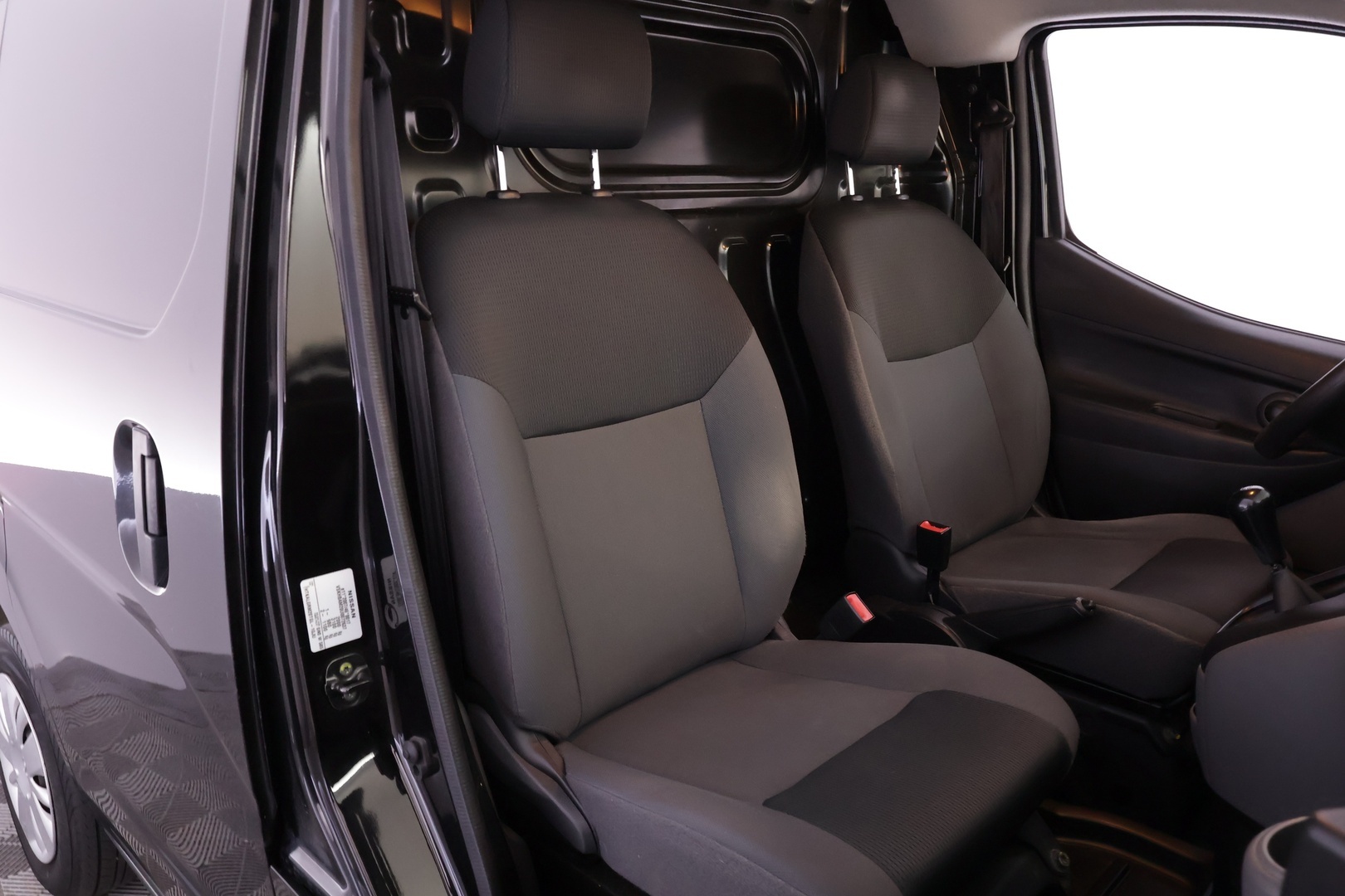 NISSAN NV200 2014