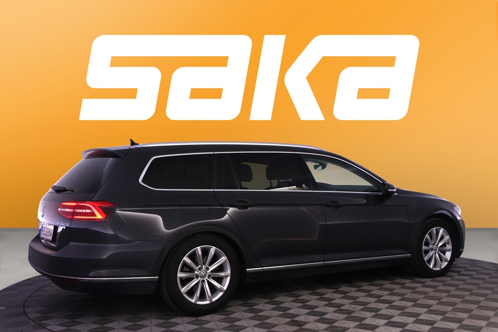 VOLKSWAGEN Passat 2016