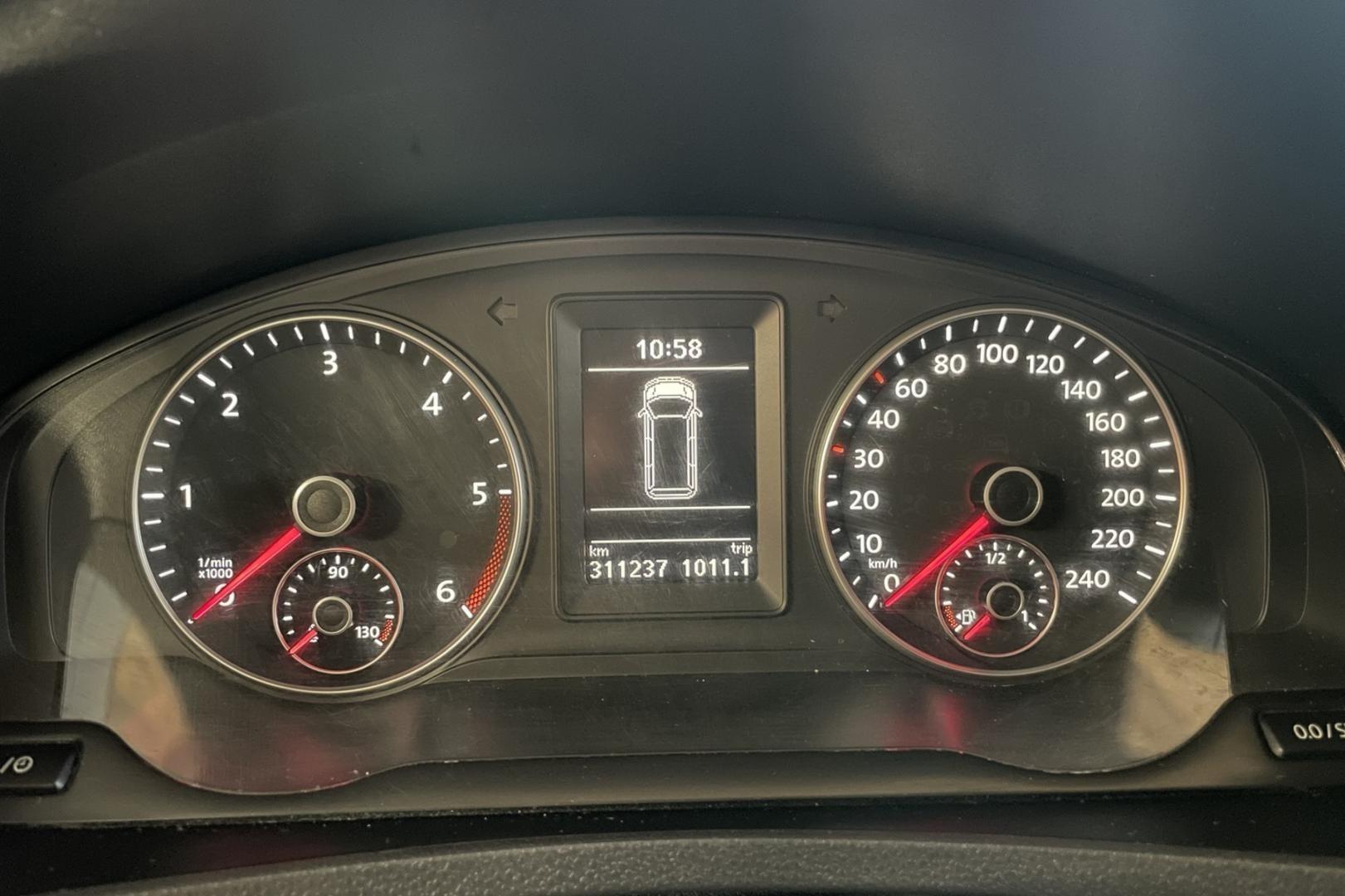 VOLKSWAGEN Transporter 2015