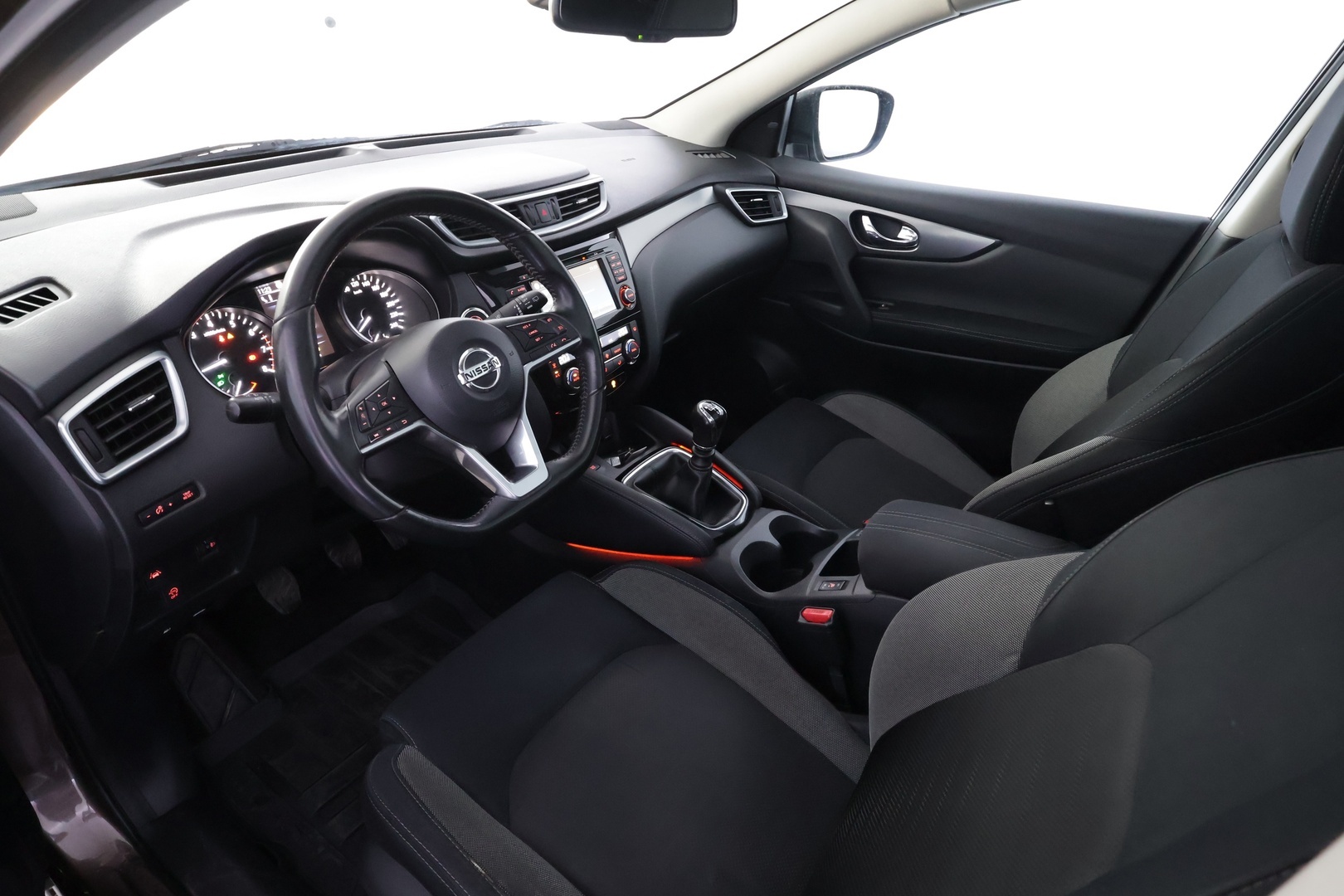 NISSAN Qashqai 2018