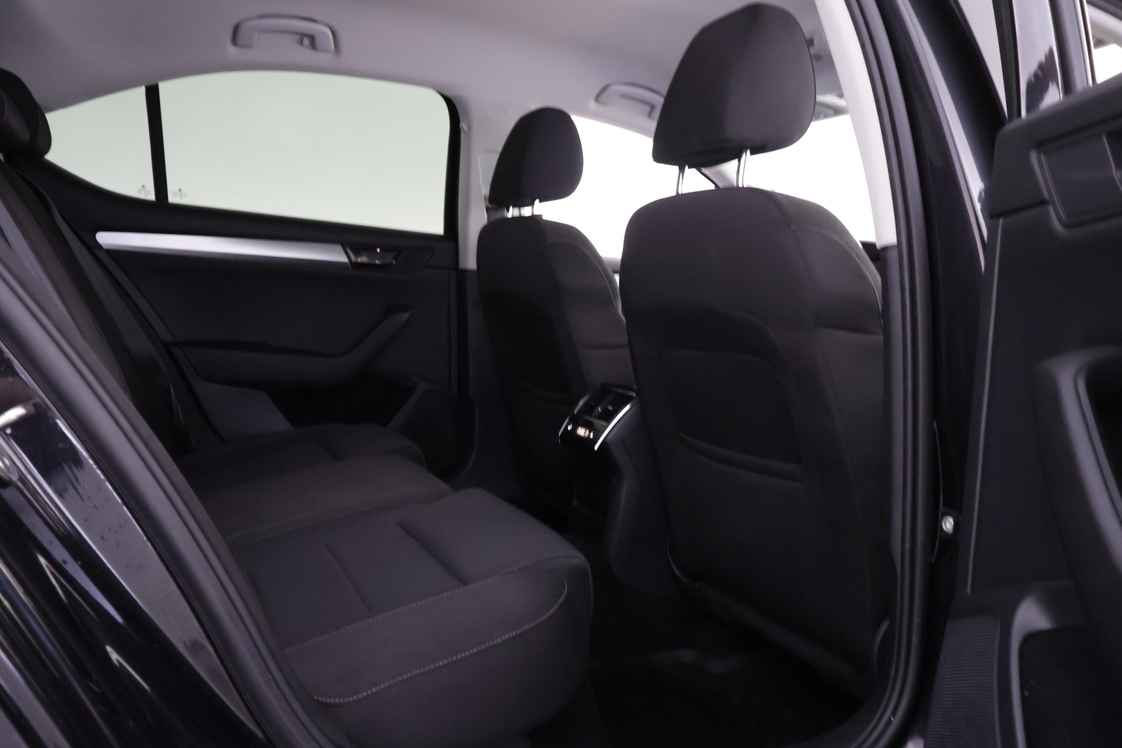 SKODA Superb 2019