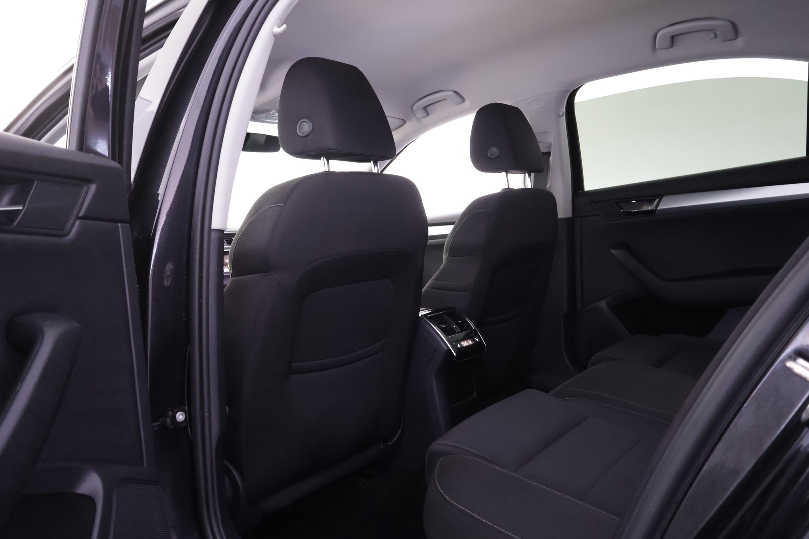SKODA Superb 2019