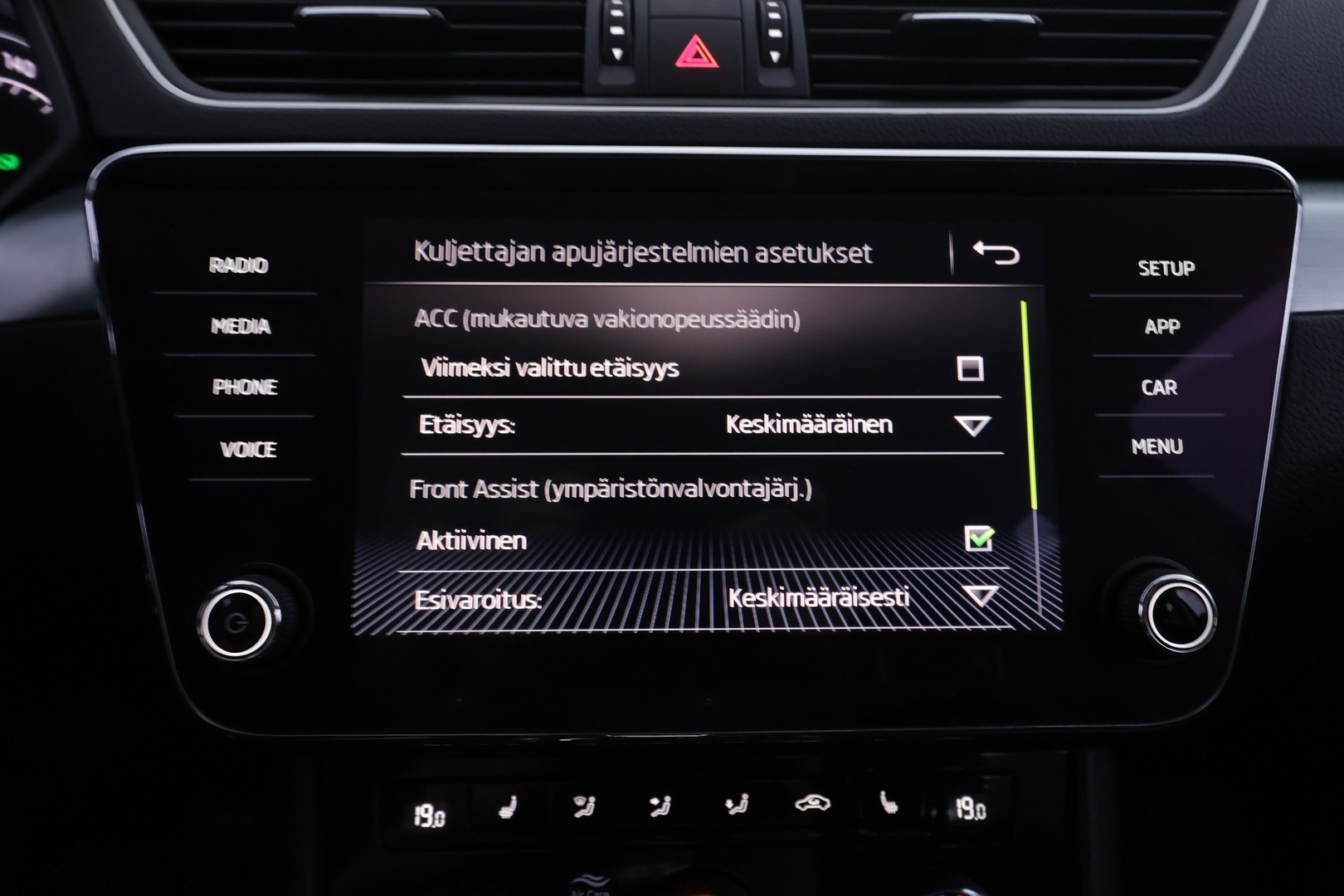SKODA Superb 2019