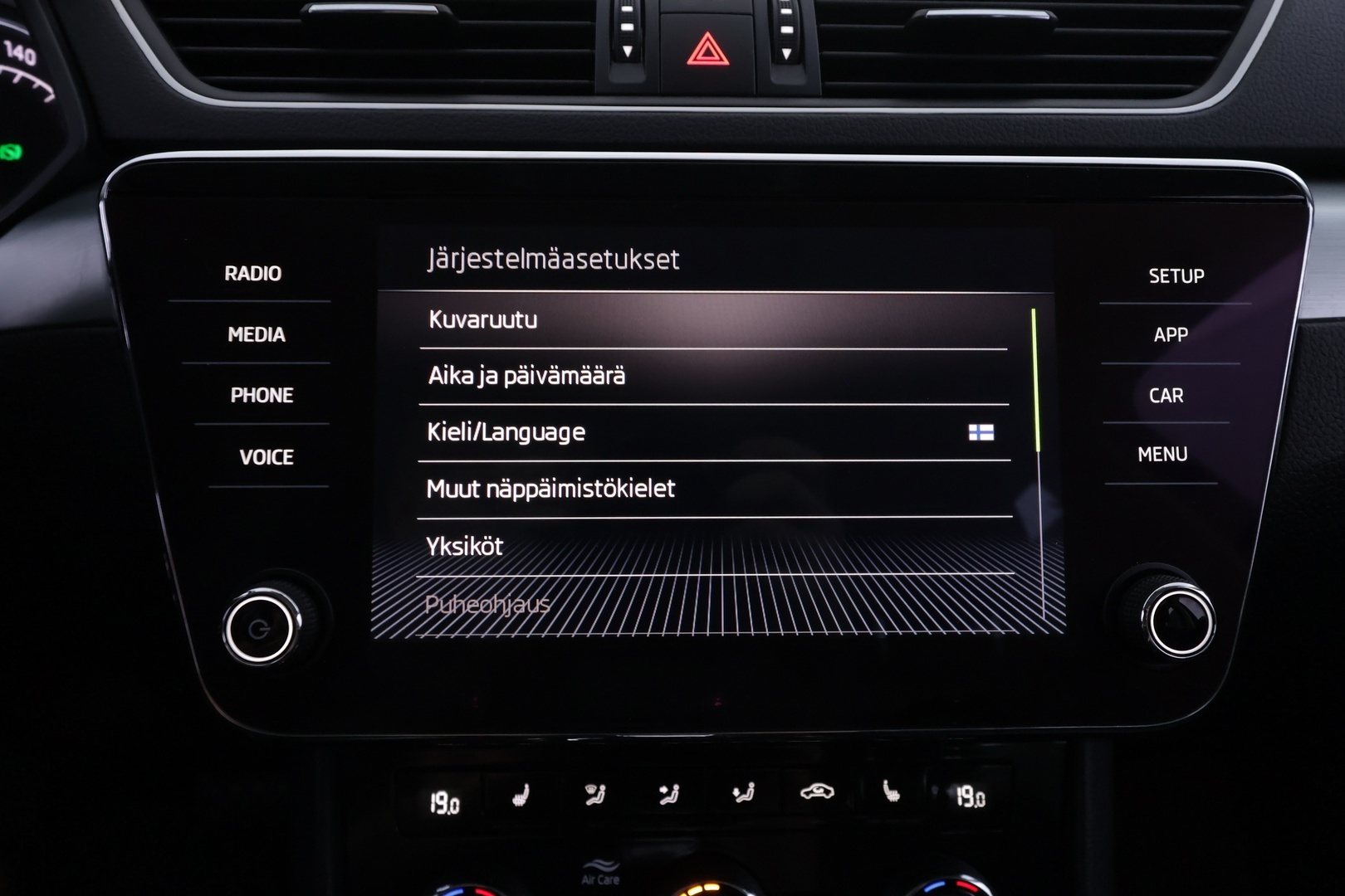 SKODA Superb 2019