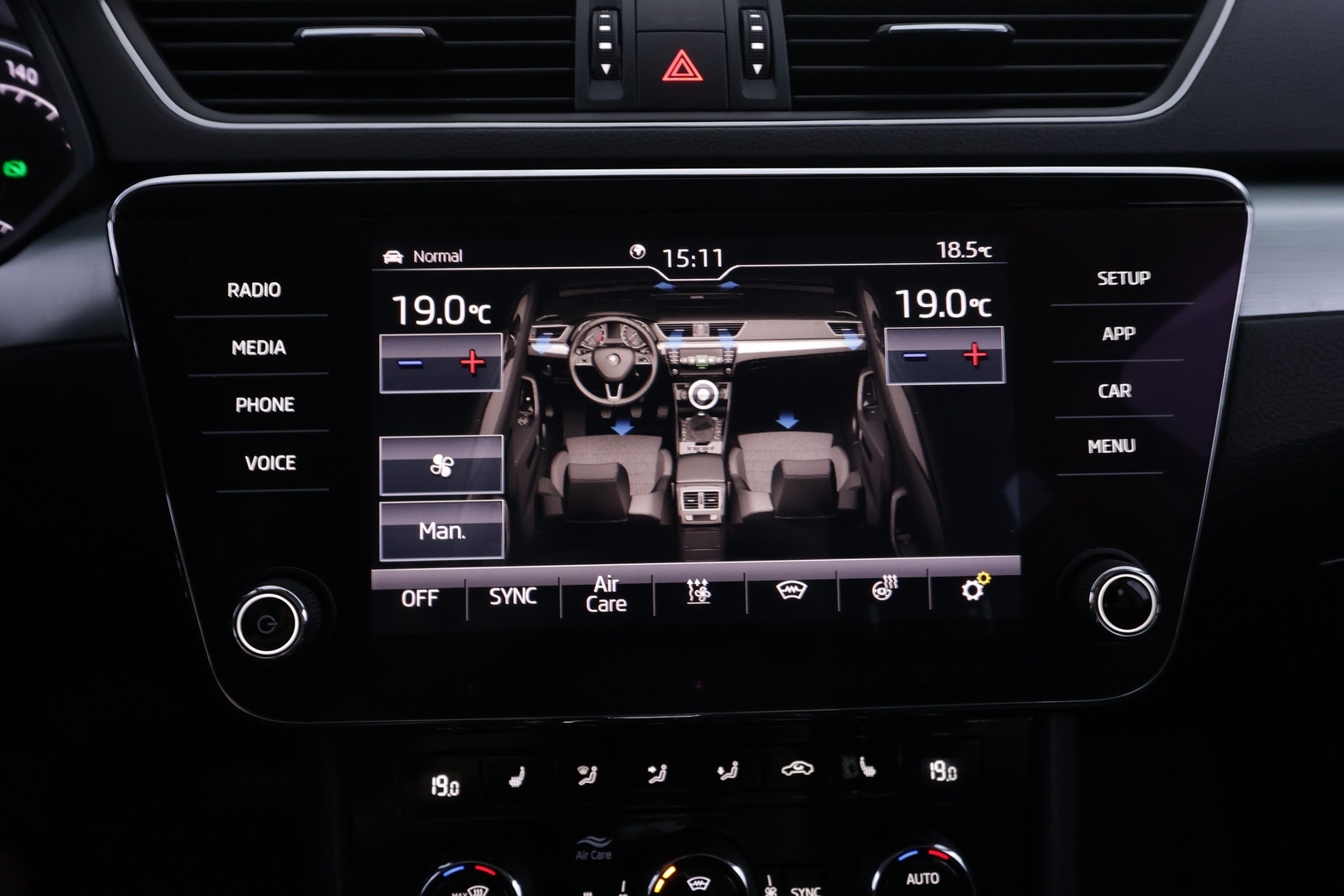 SKODA Superb 2019