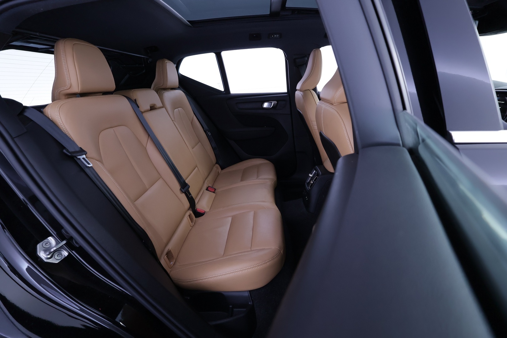 VOLVO XC40 2021