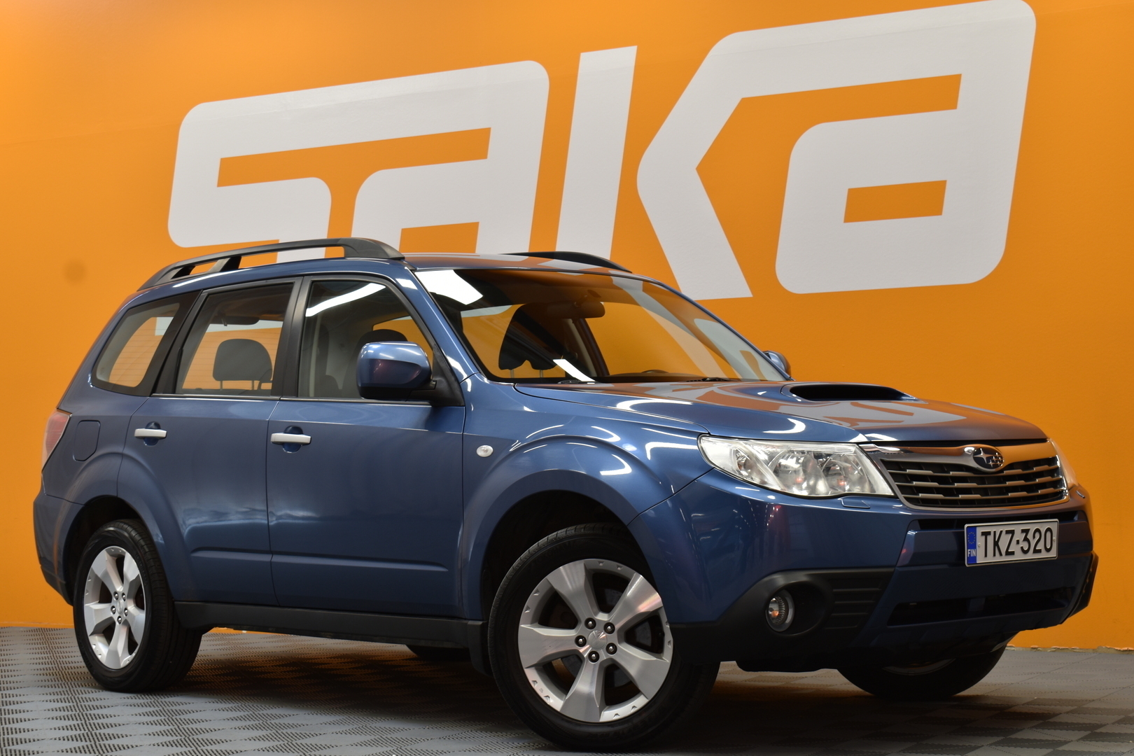 SUBARU Forester 2011